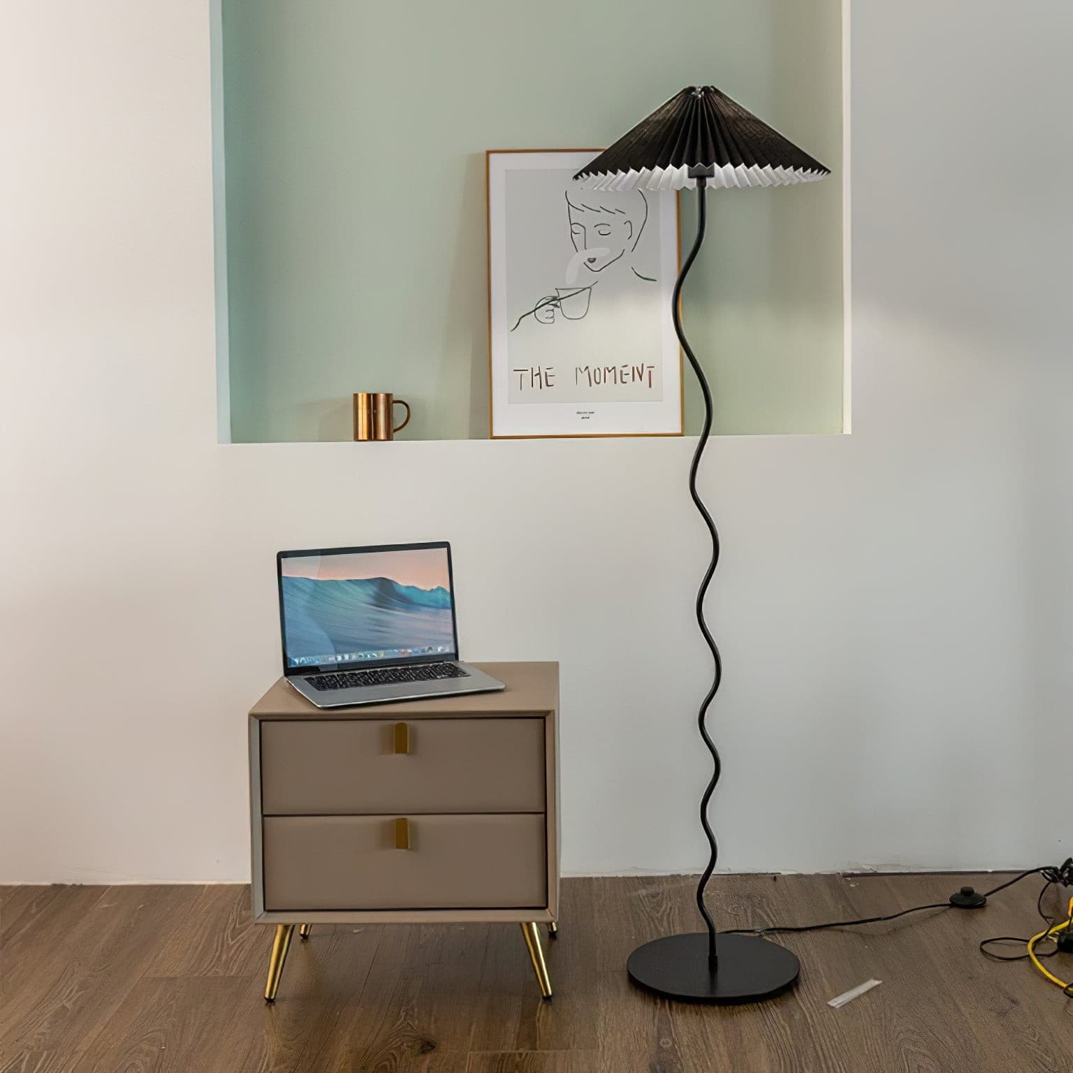 Wiggly Pleated Floor Lamp - Lumpaz