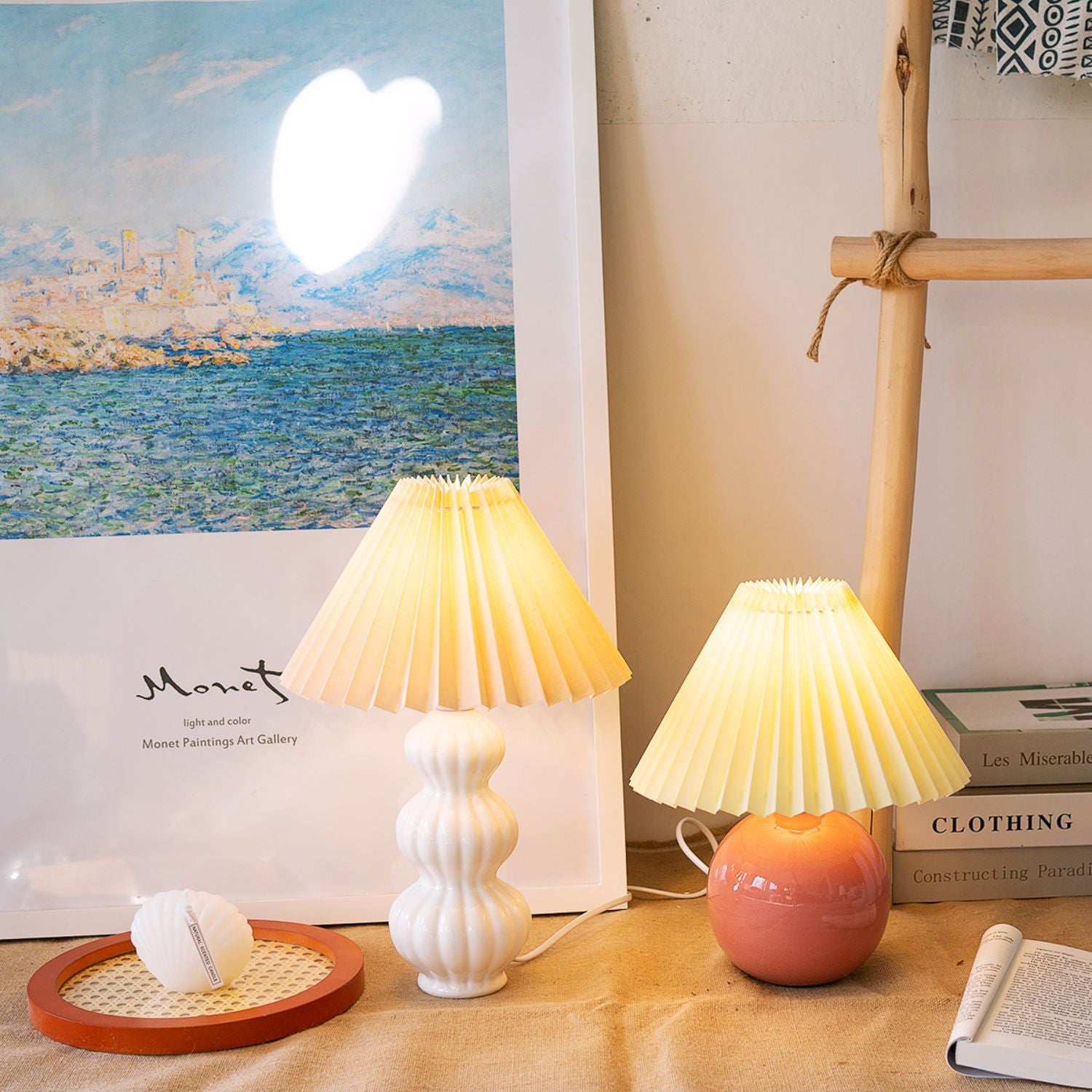 Luna Pleated Table Lamp - Lumpaz