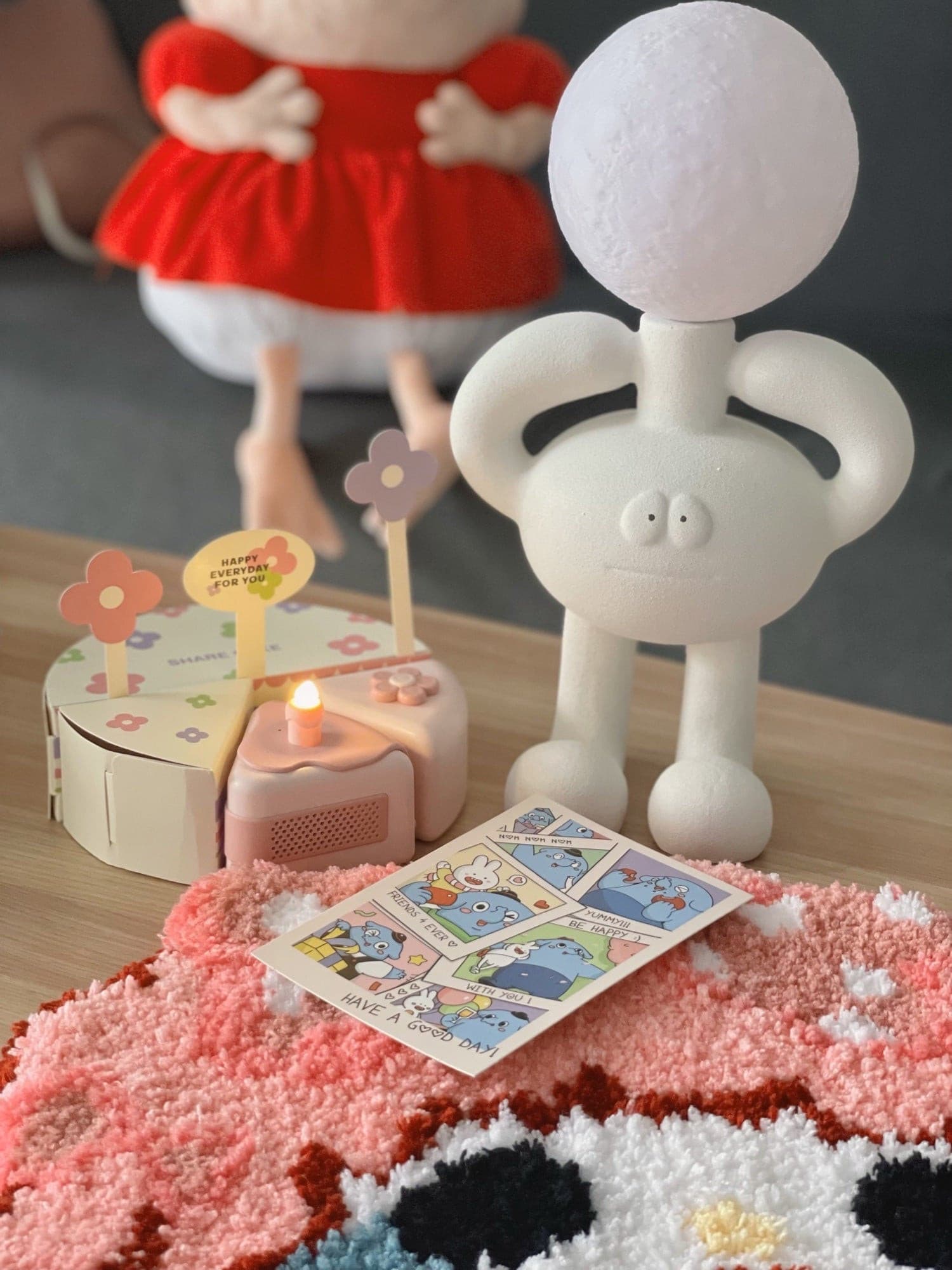 Resin Robot Table Lamp - Lumpaz