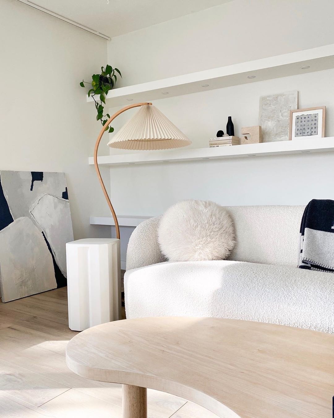 Caprani Wooden Floor Lamp - Lumpaz