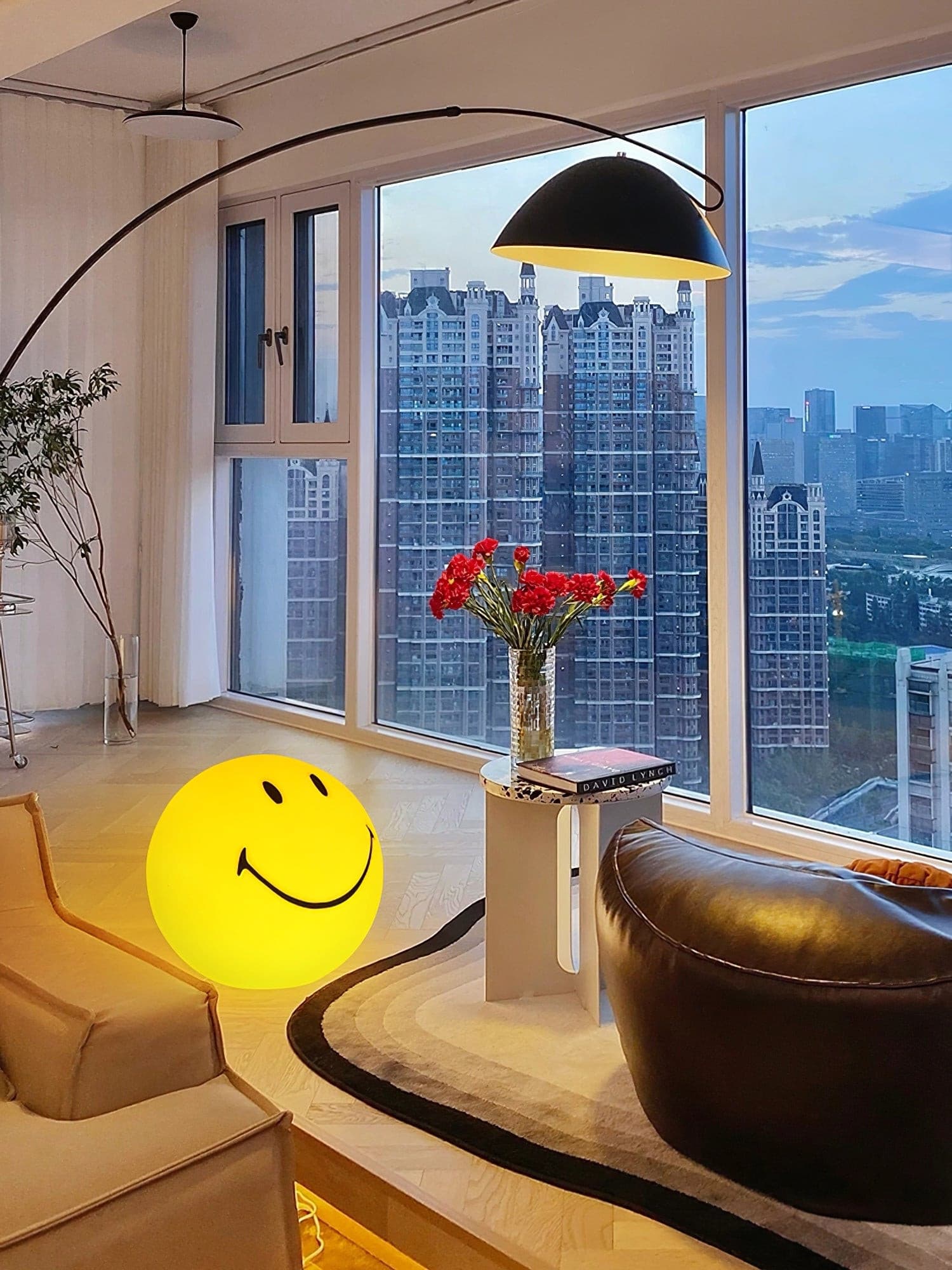 Mr Maria Smiley Table Lamp - Lumpaz
