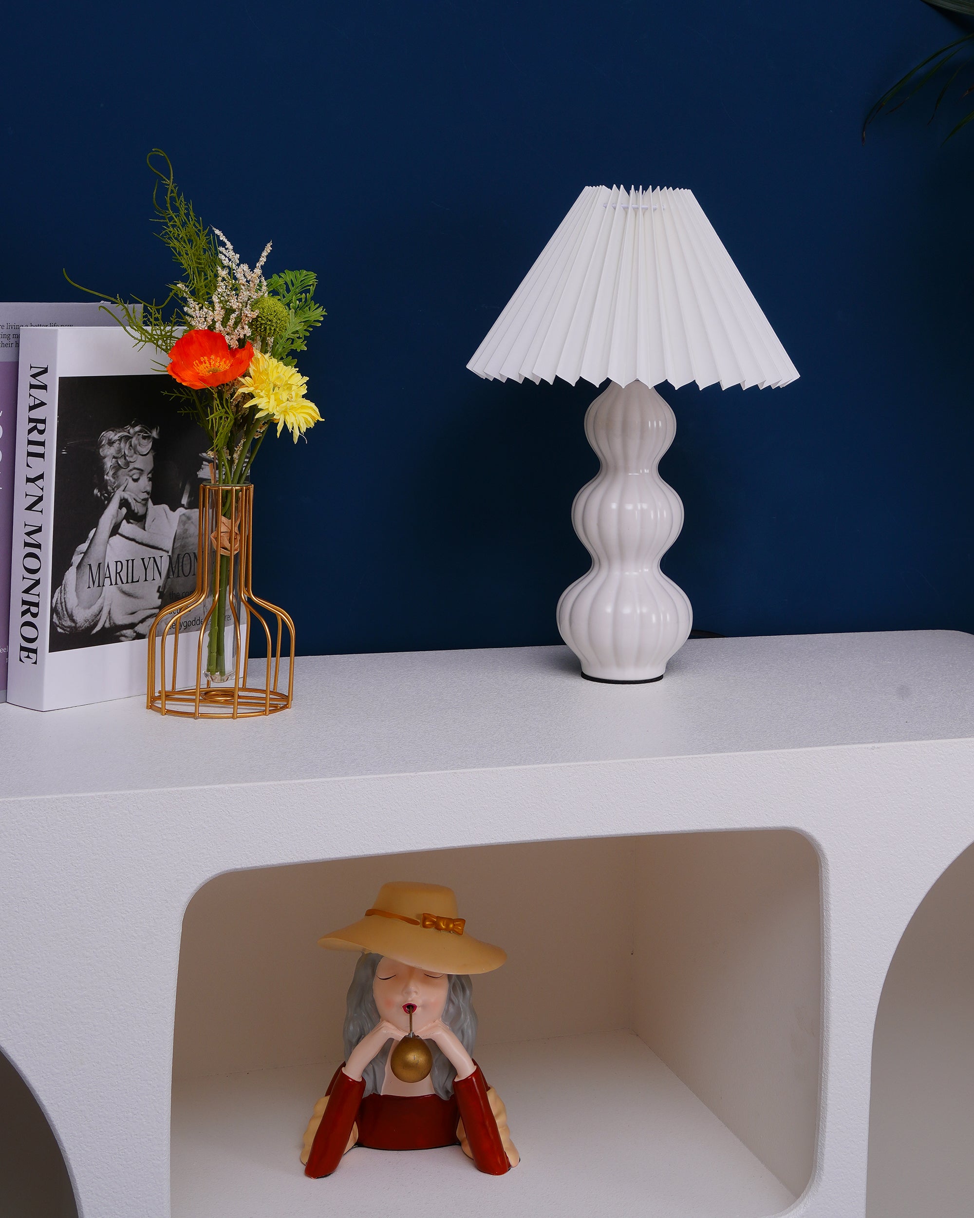 Luna Pleated Table Lamp - Lumpaz