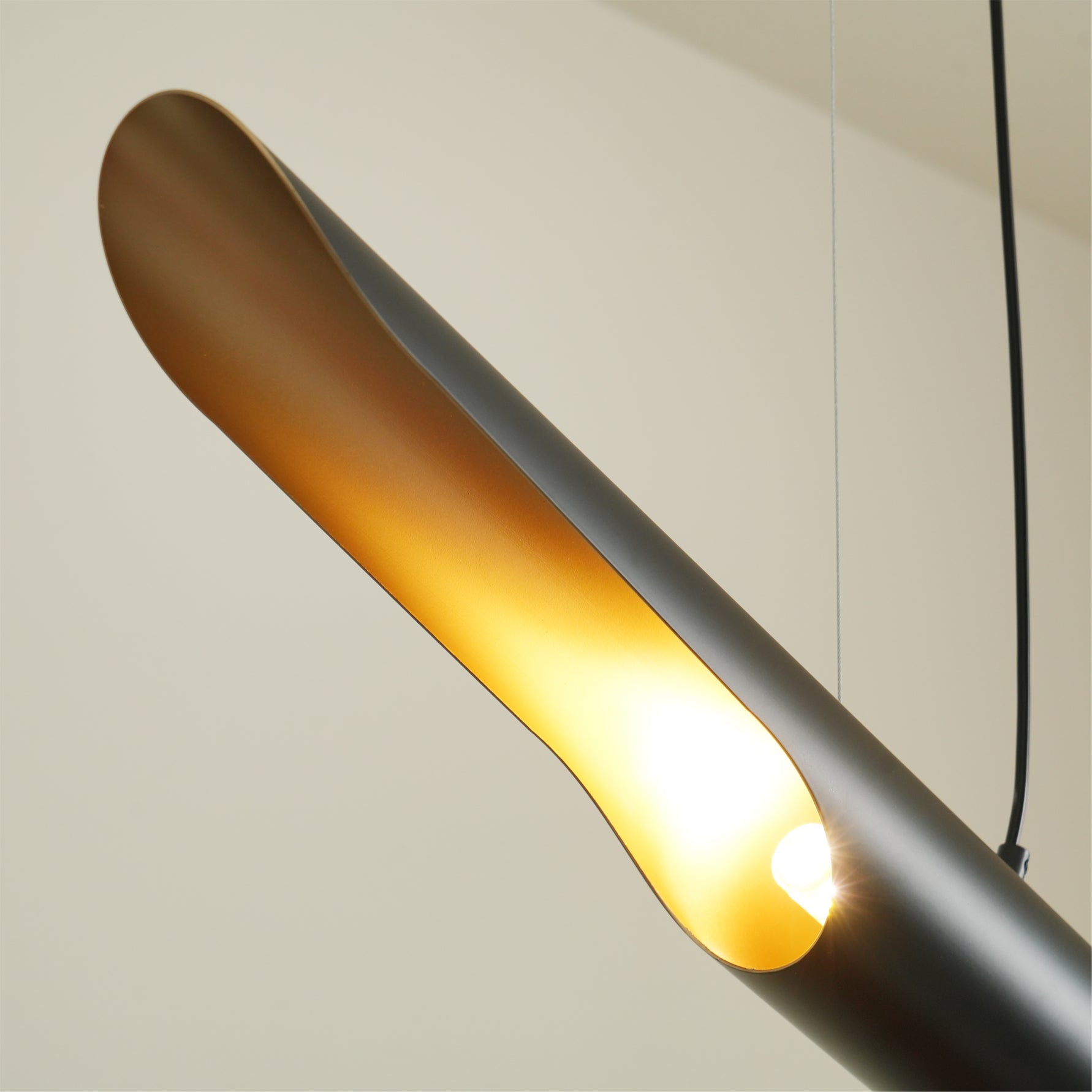 Coltrane Pipe Pendant Lamp - Lumpaz