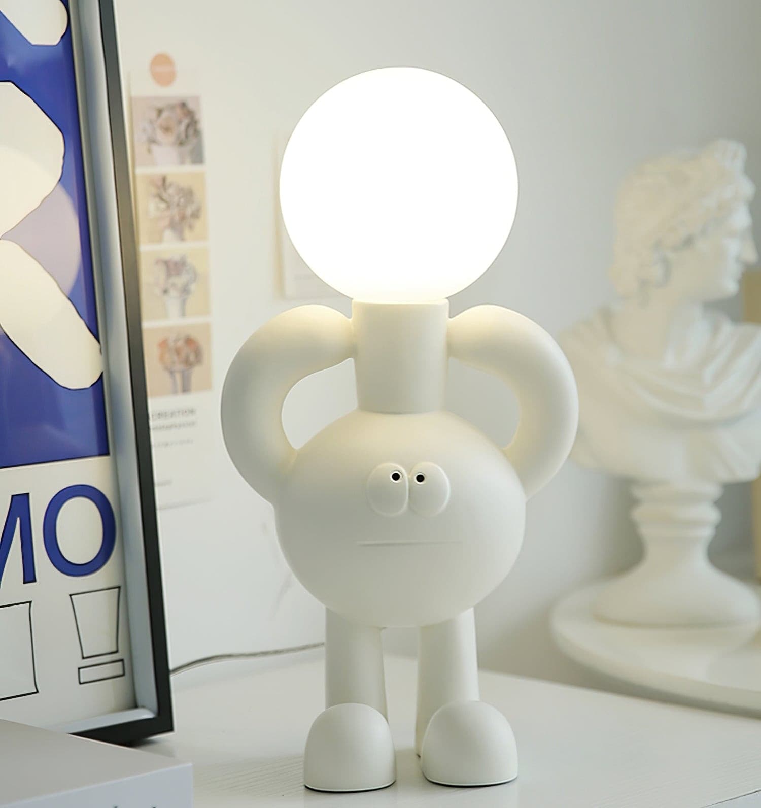 Resin Robot Table Lamp - Lumpaz