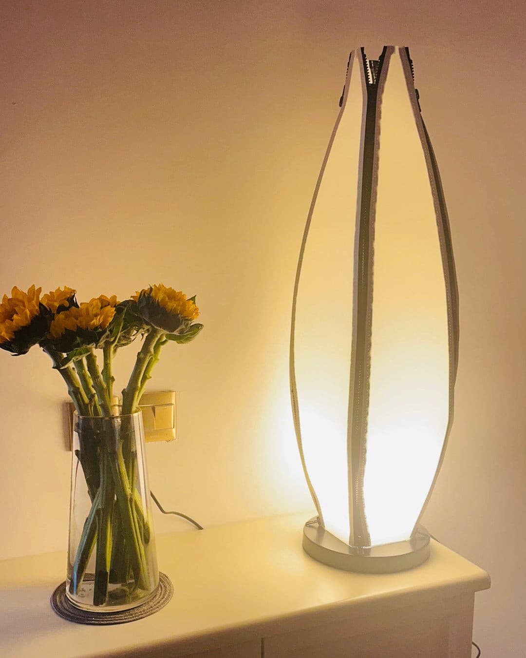 Banana Table Lamp - Lumpaz