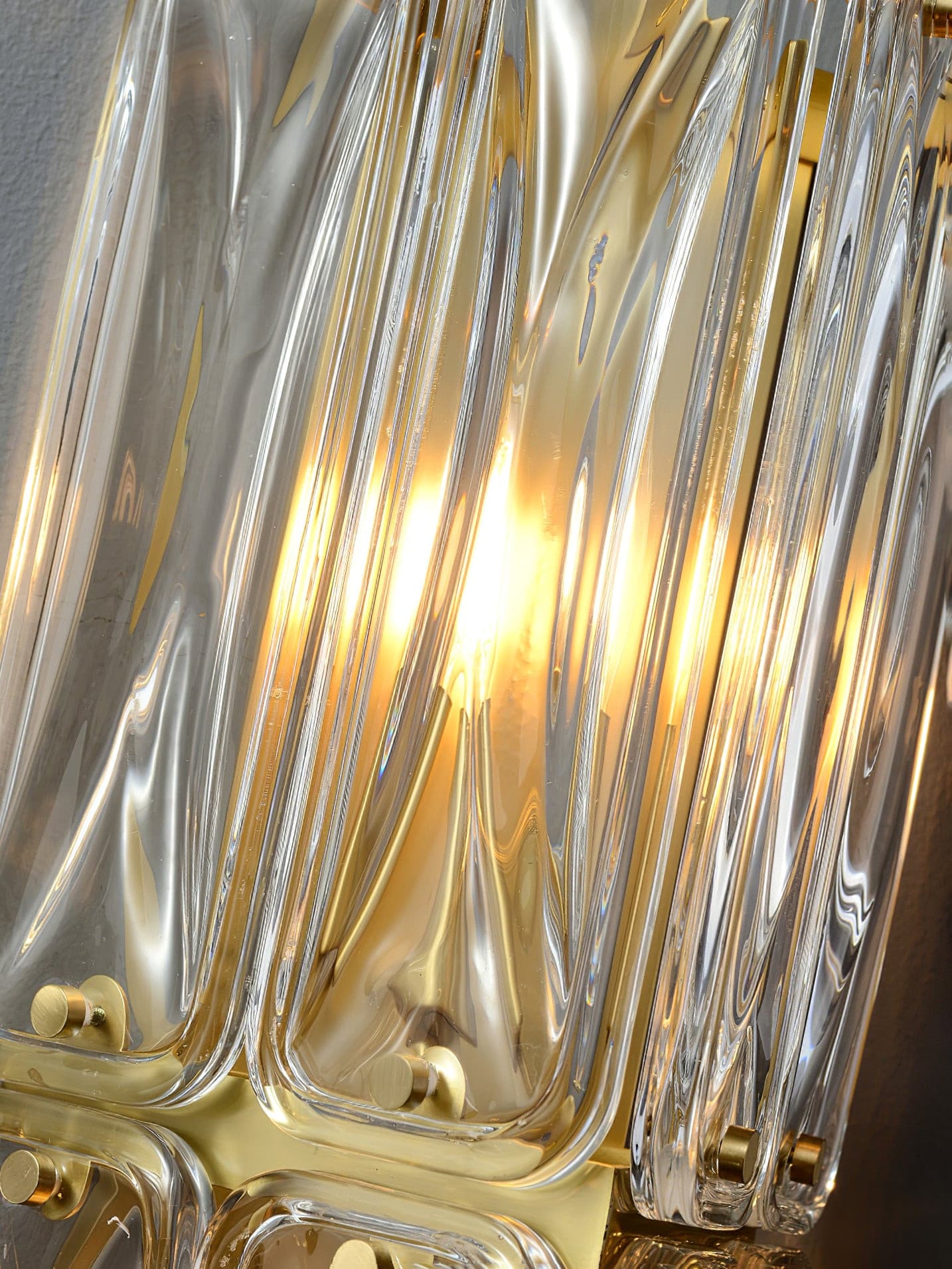 Triangular Glass Wall Light - Lumpaz