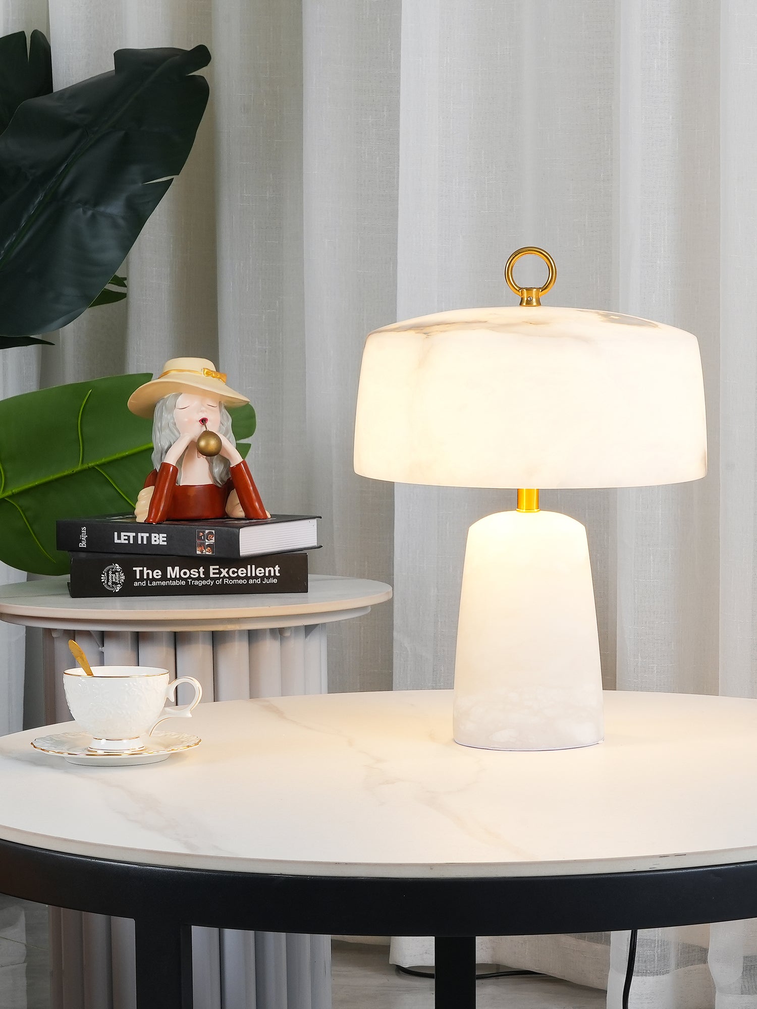 Aogashima Table Lamp - Lumpaz