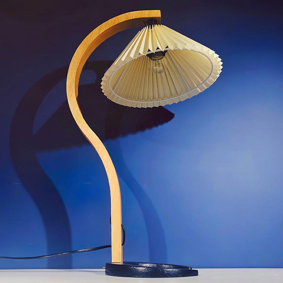 Caprani Wooden Table Lamp - Lumpaz