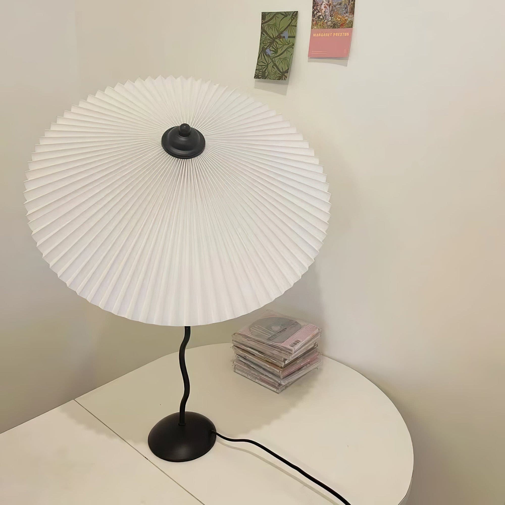 Wiggly Pleated Table Lamp - Lumpaz