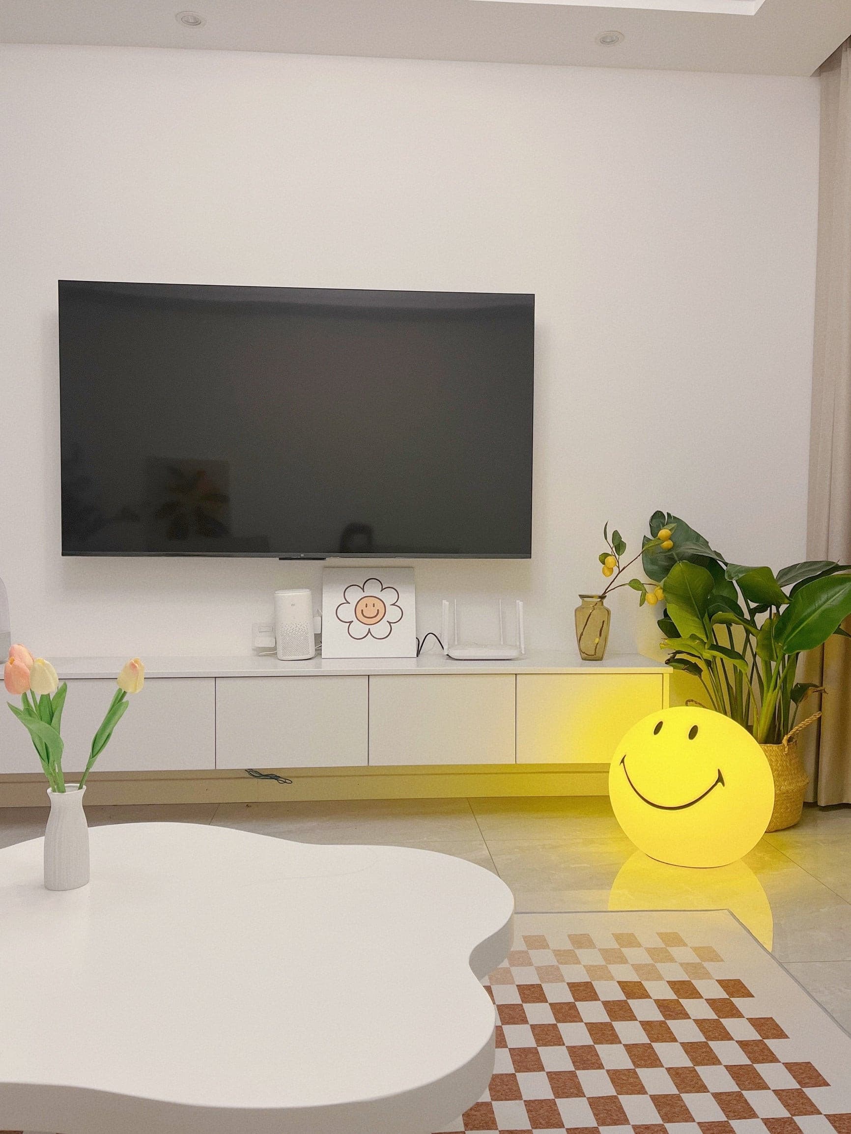 Mr Maria Smiley Table Lamp - Lumpaz