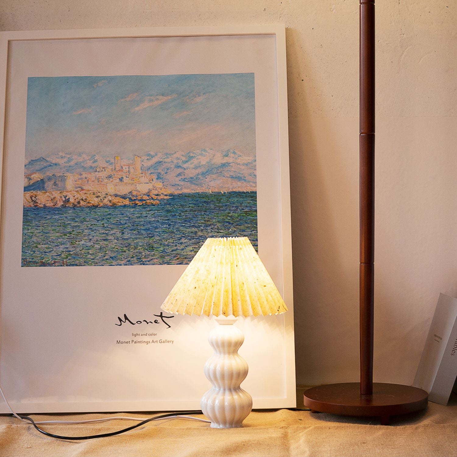 Luna Pleated Table Lamp - Lumpaz