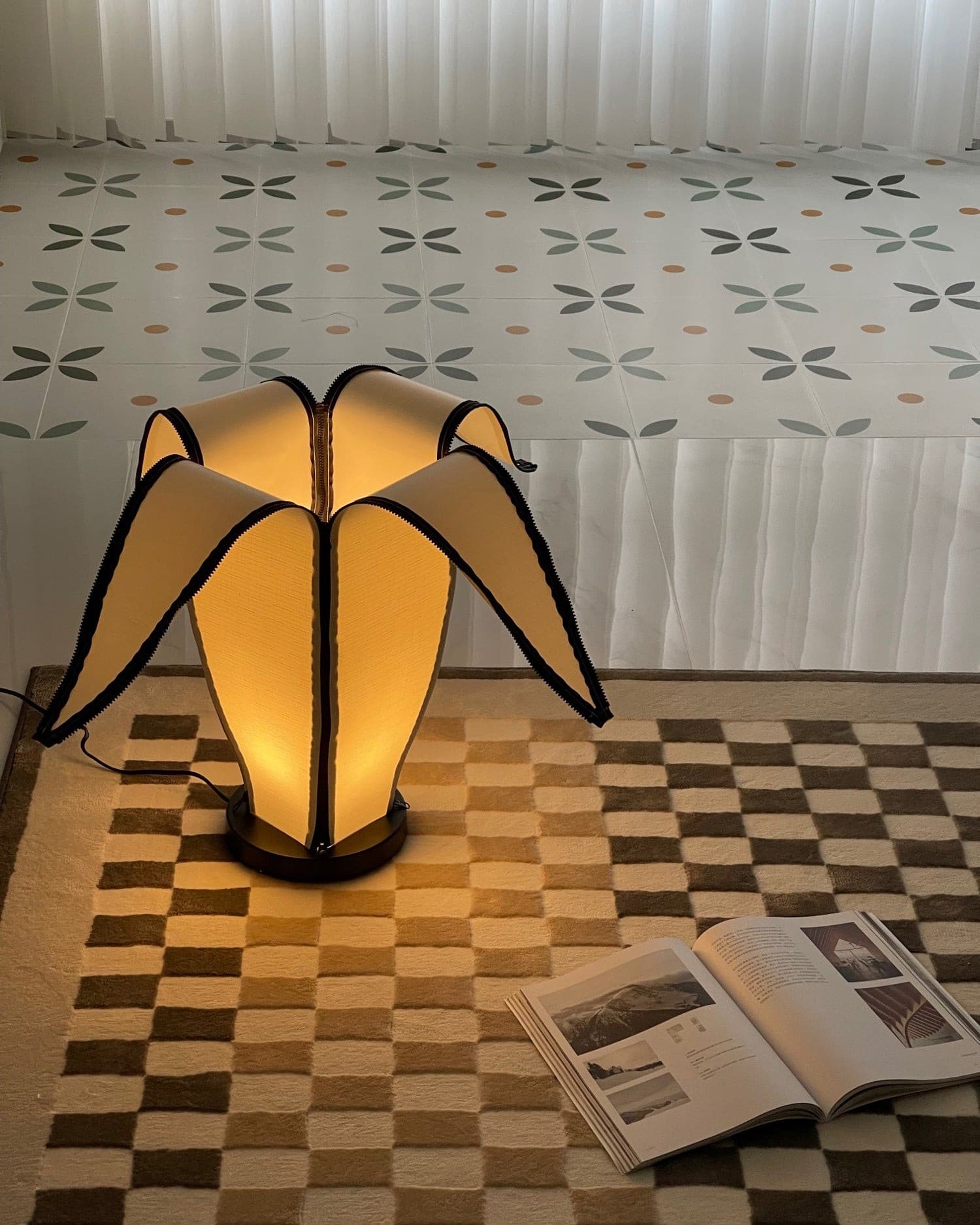 Banana Table Lamp - Lumpaz