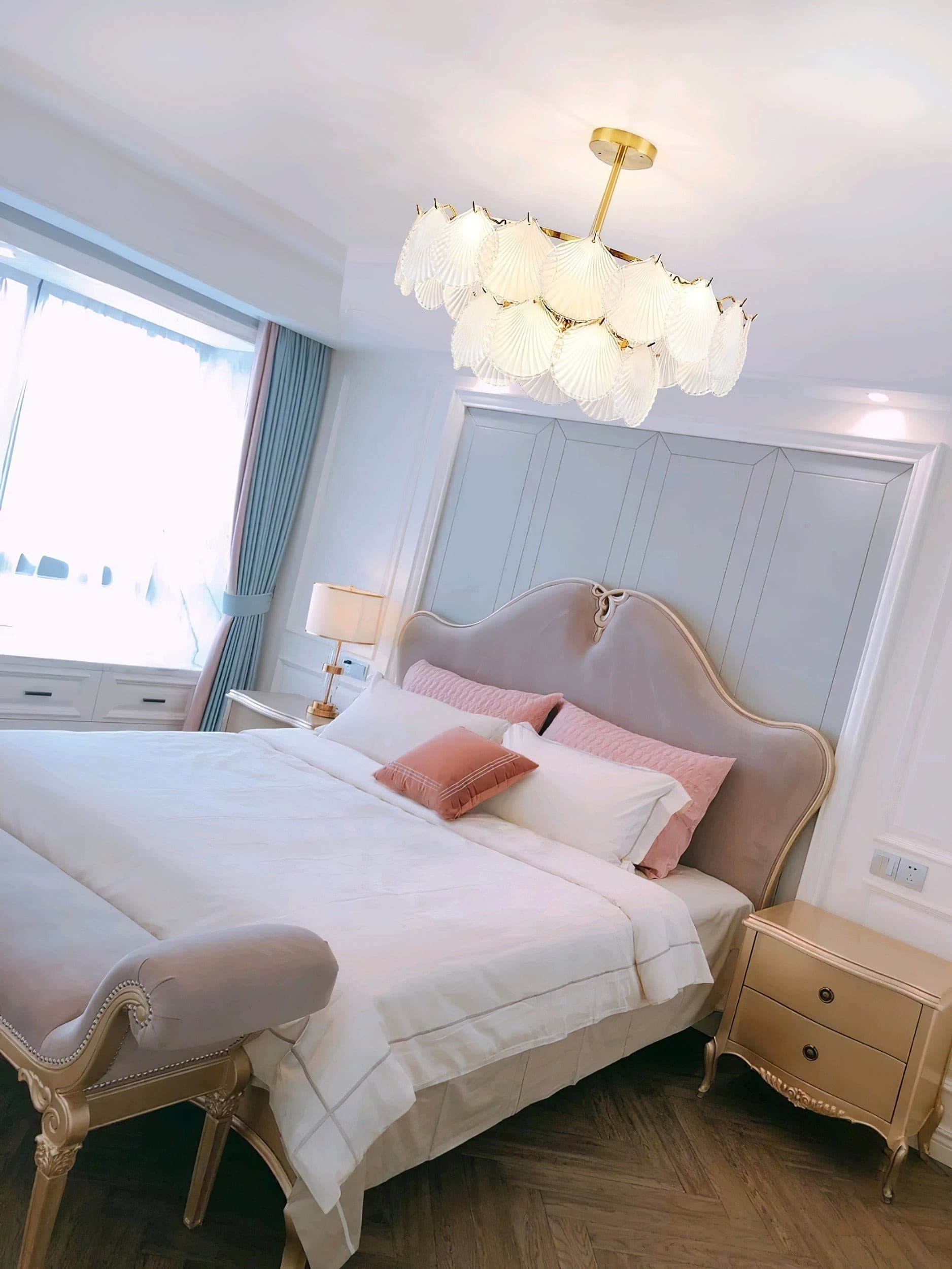 Shell Glass Chandelier - Lumpaz