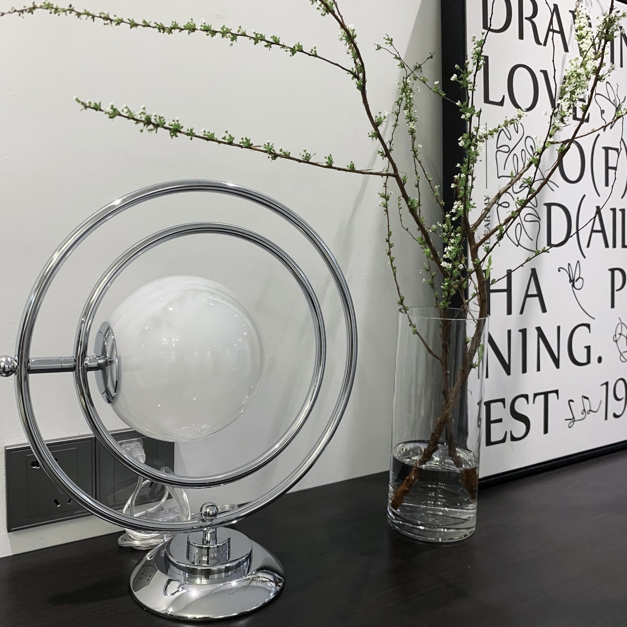 Planet Table Lamp - Lumpaz