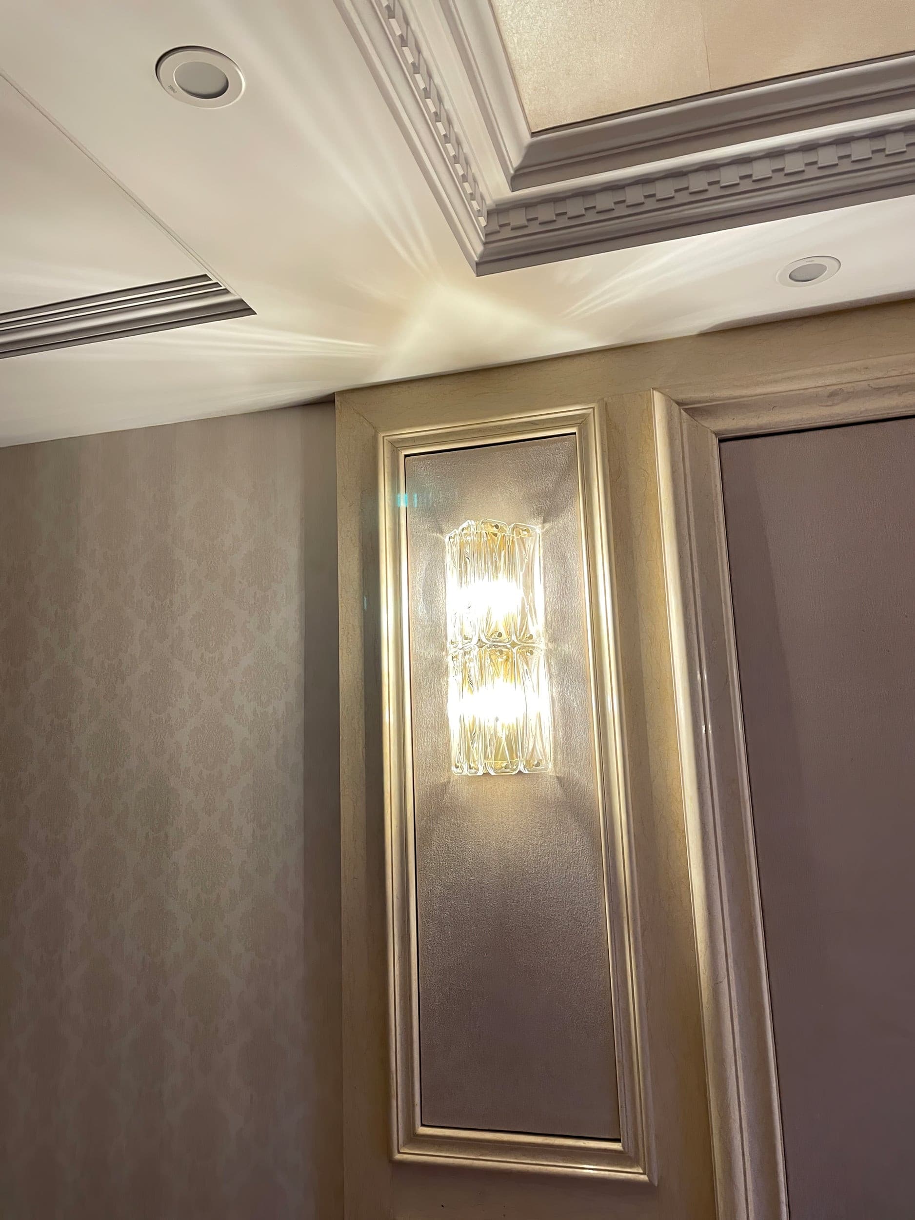 Triangular Glass Wall Light - Lumpaz