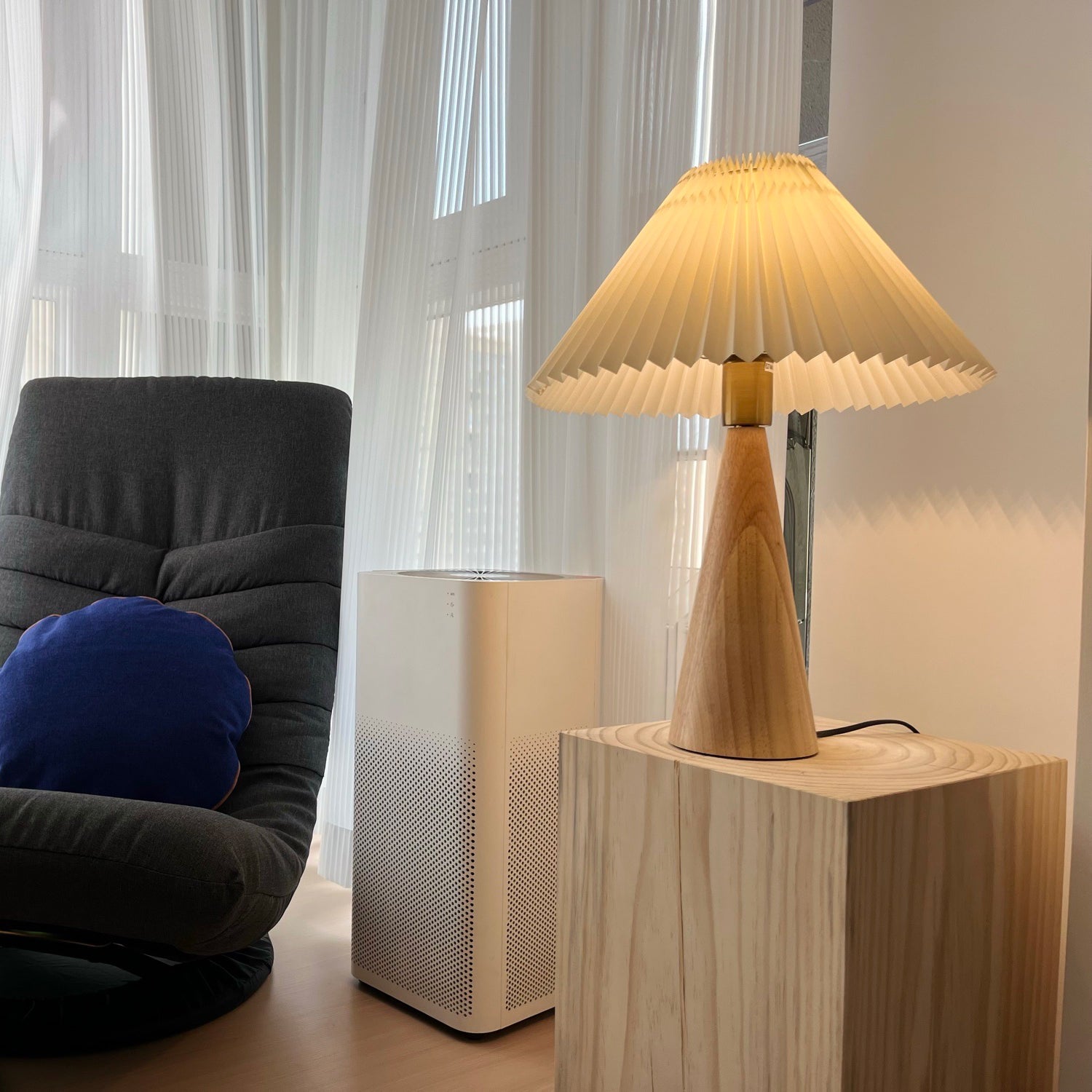 Stringer Table Lamp - Lumpaz