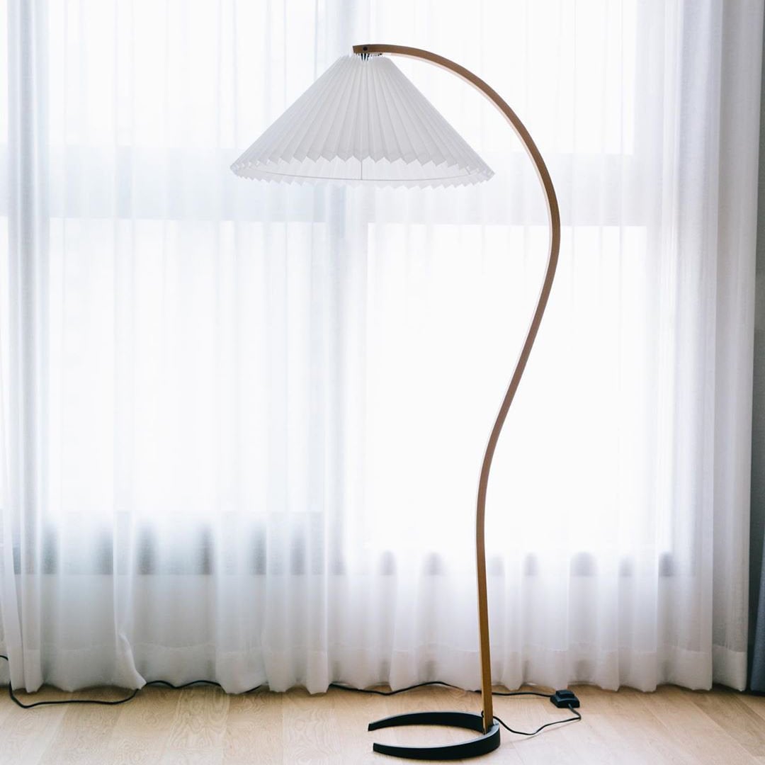 Caprani Wooden Floor Lamp - Lumpaz