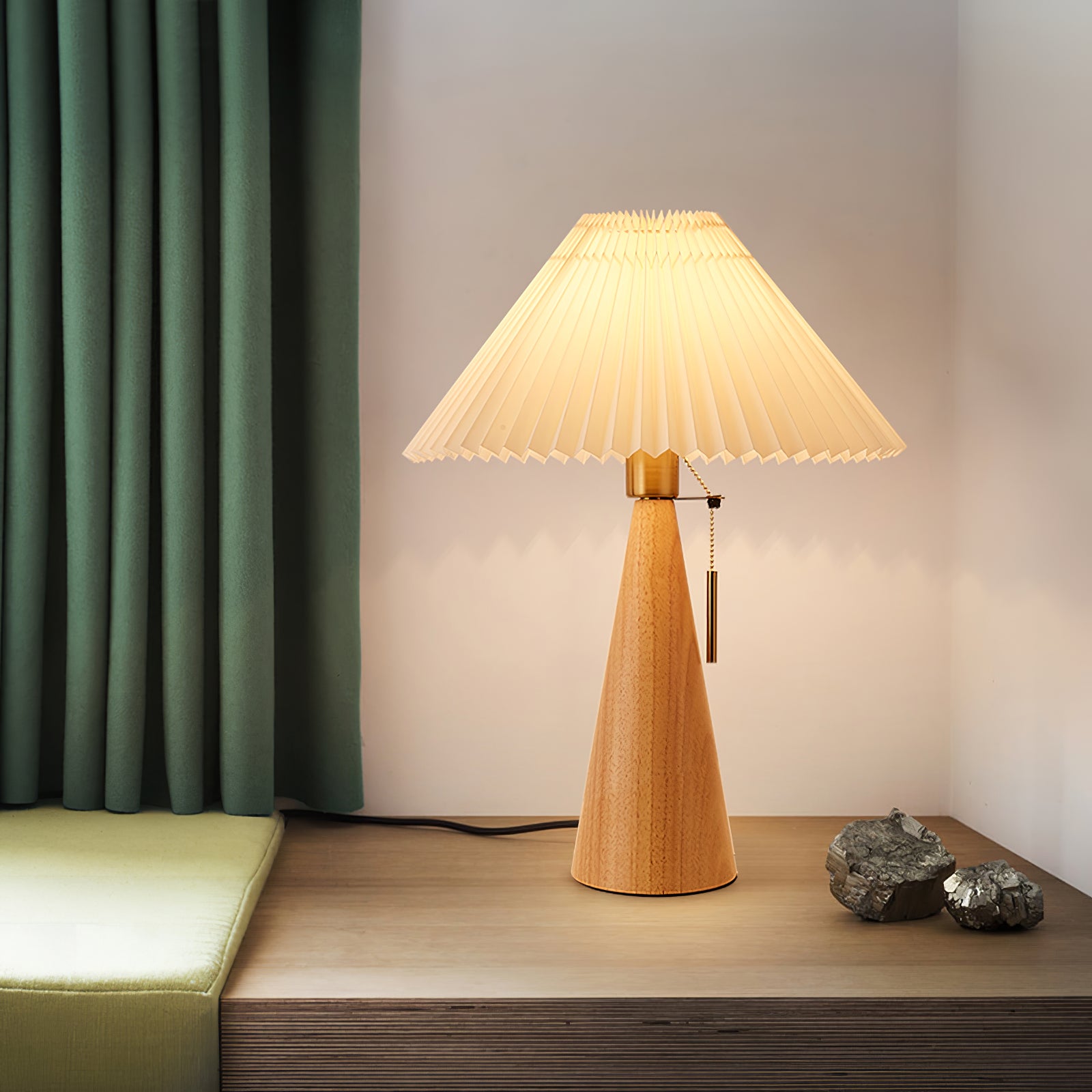 Stringer Table Lamp - Lumpaz