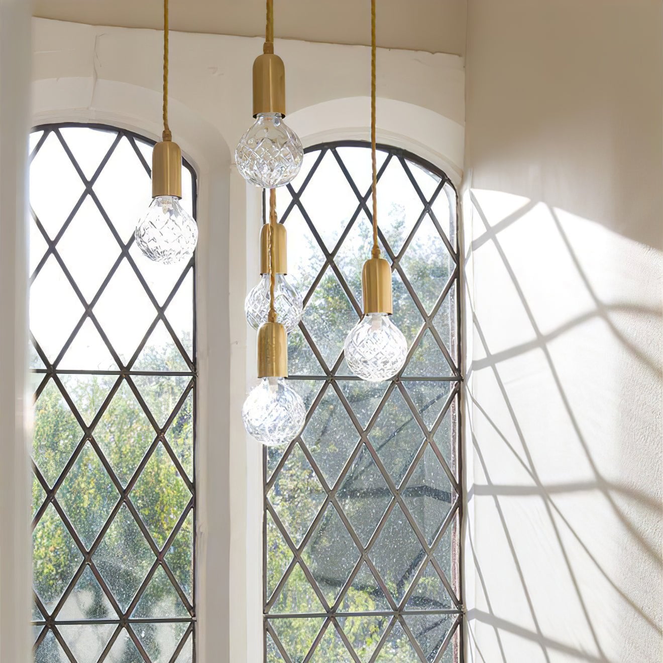 Crystal Bulb Pendant Light - Lumpaz