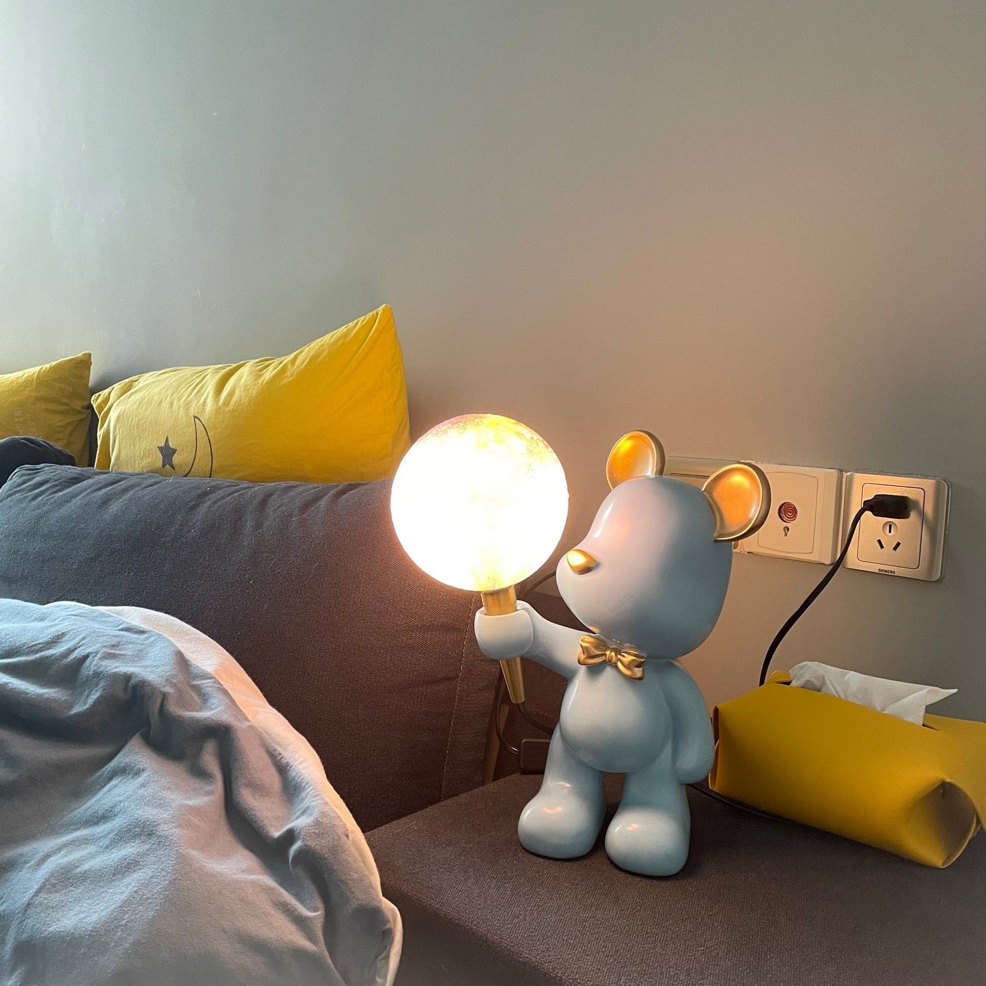 Creative Bear Planet Table Lamp - Lumpaz