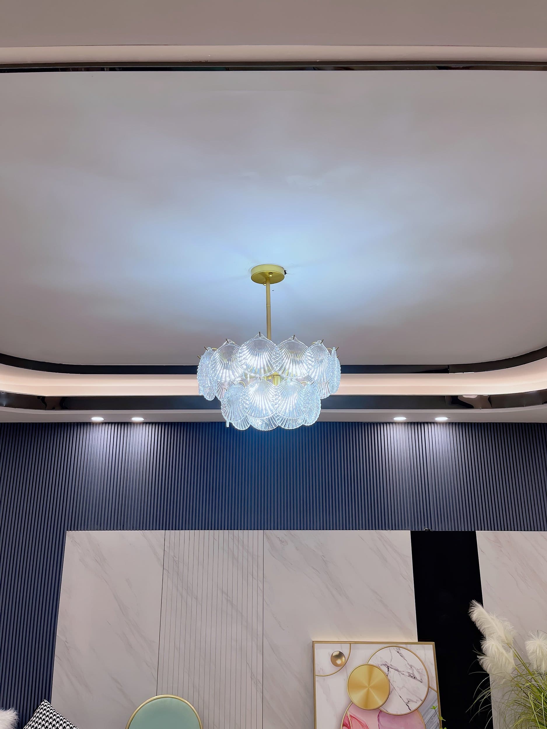 Shell Glass Chandelier - Lumpaz