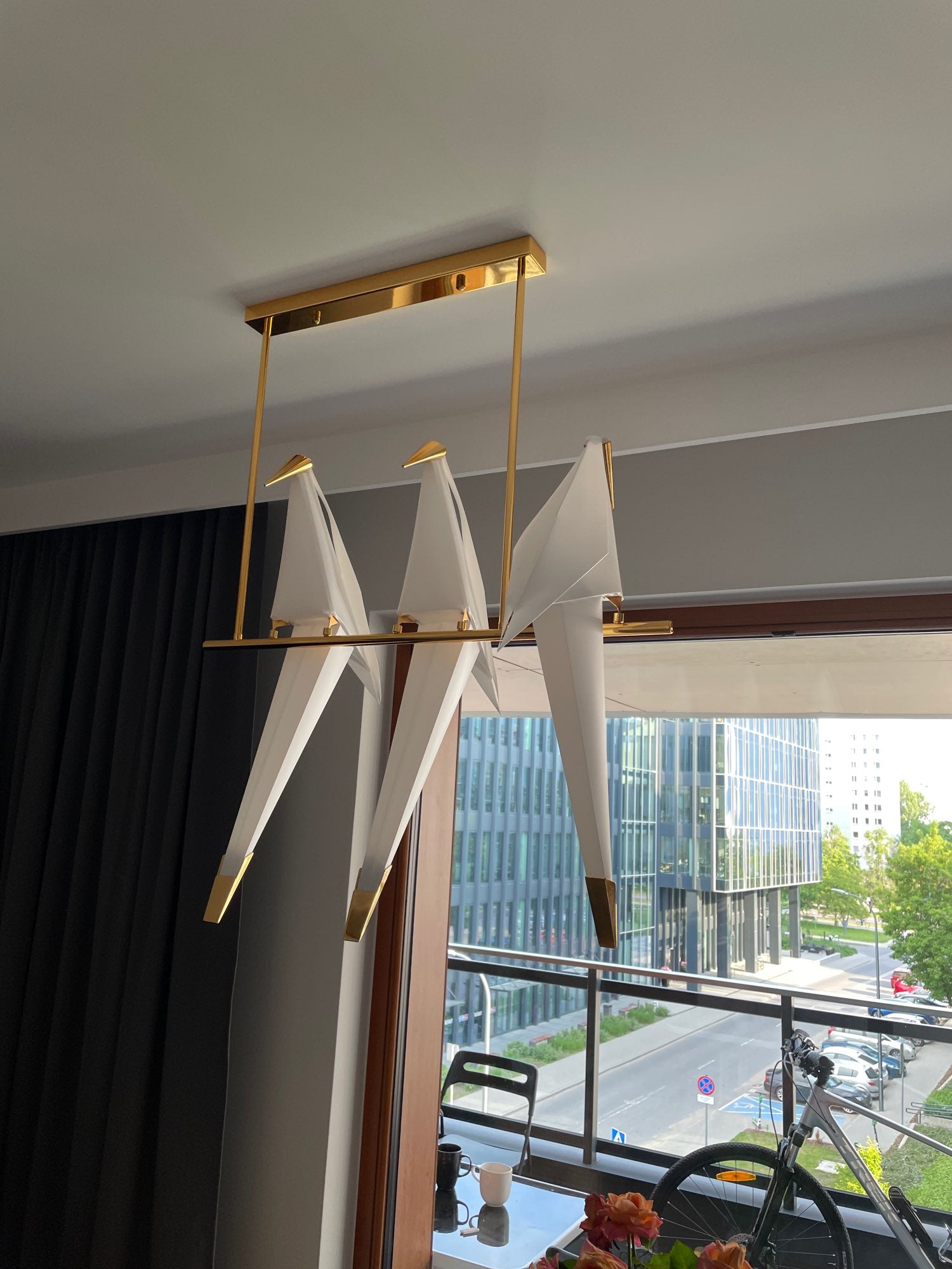 Perching Bird Chandelier - Lumpaz