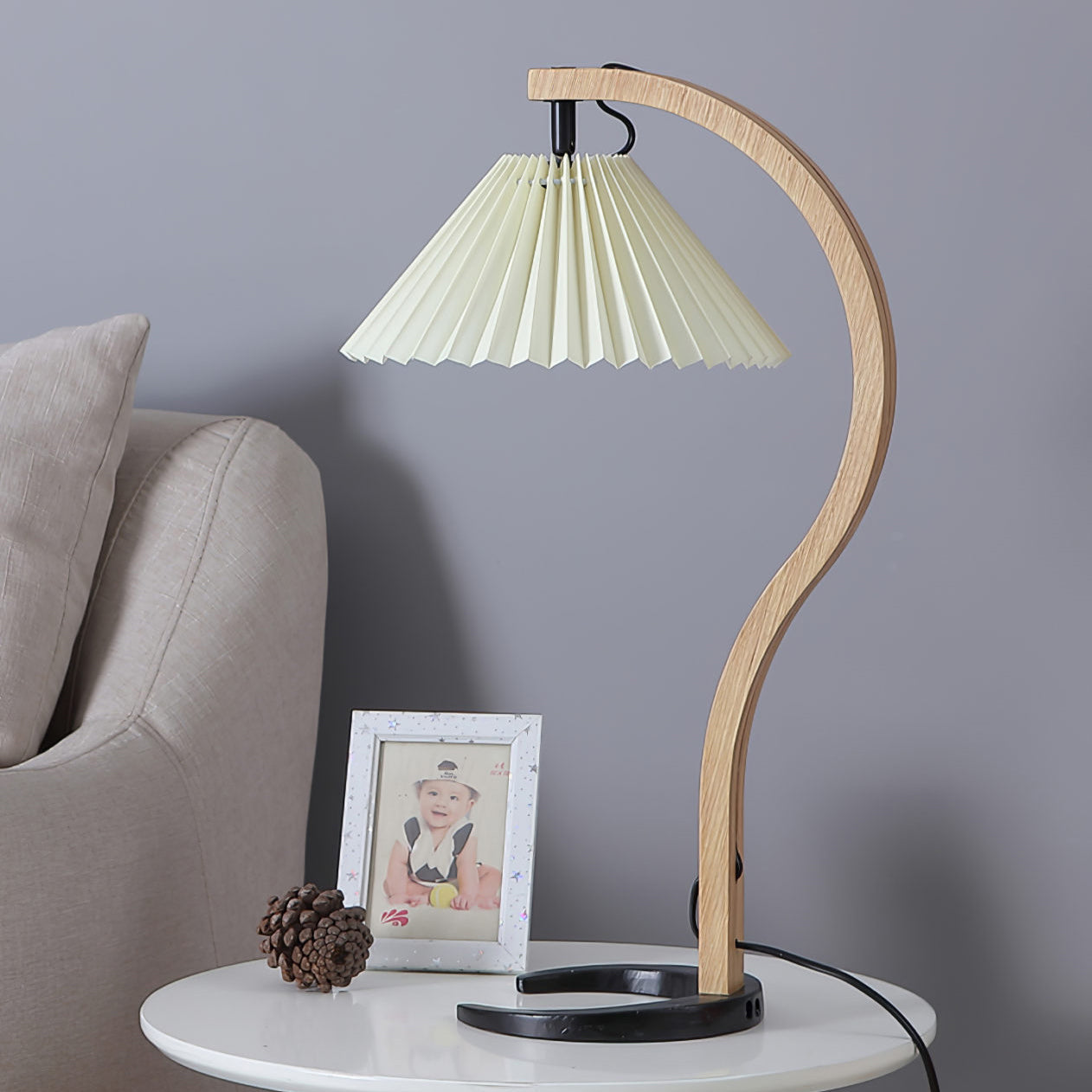 Caprani Wooden Table Lamp - Lumpaz