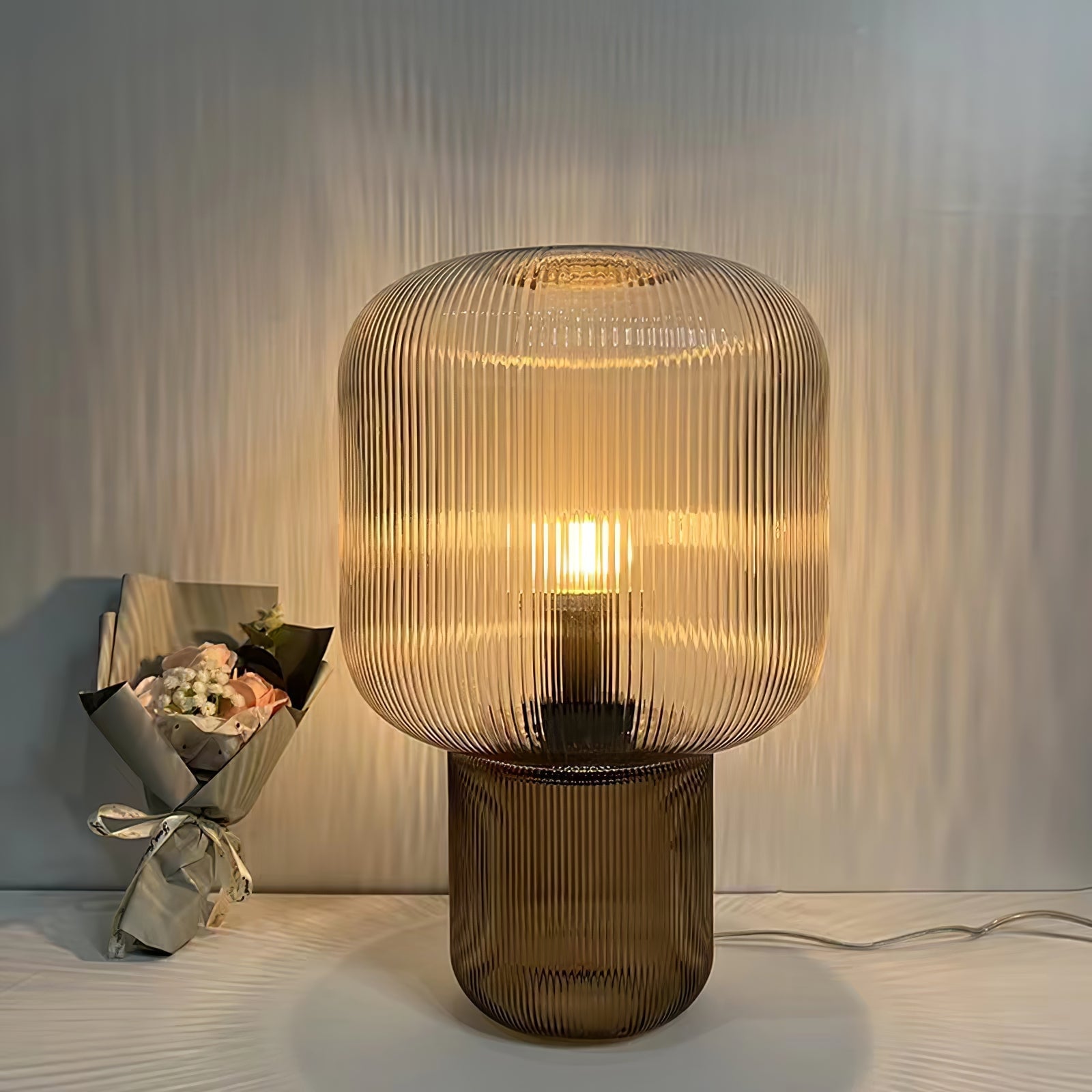 Oval Glass Table Lamp - Lumpaz