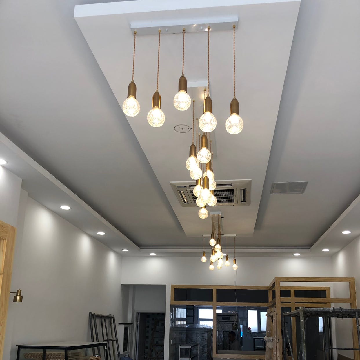 Crystal Bulb Pendant Light - Lumpaz