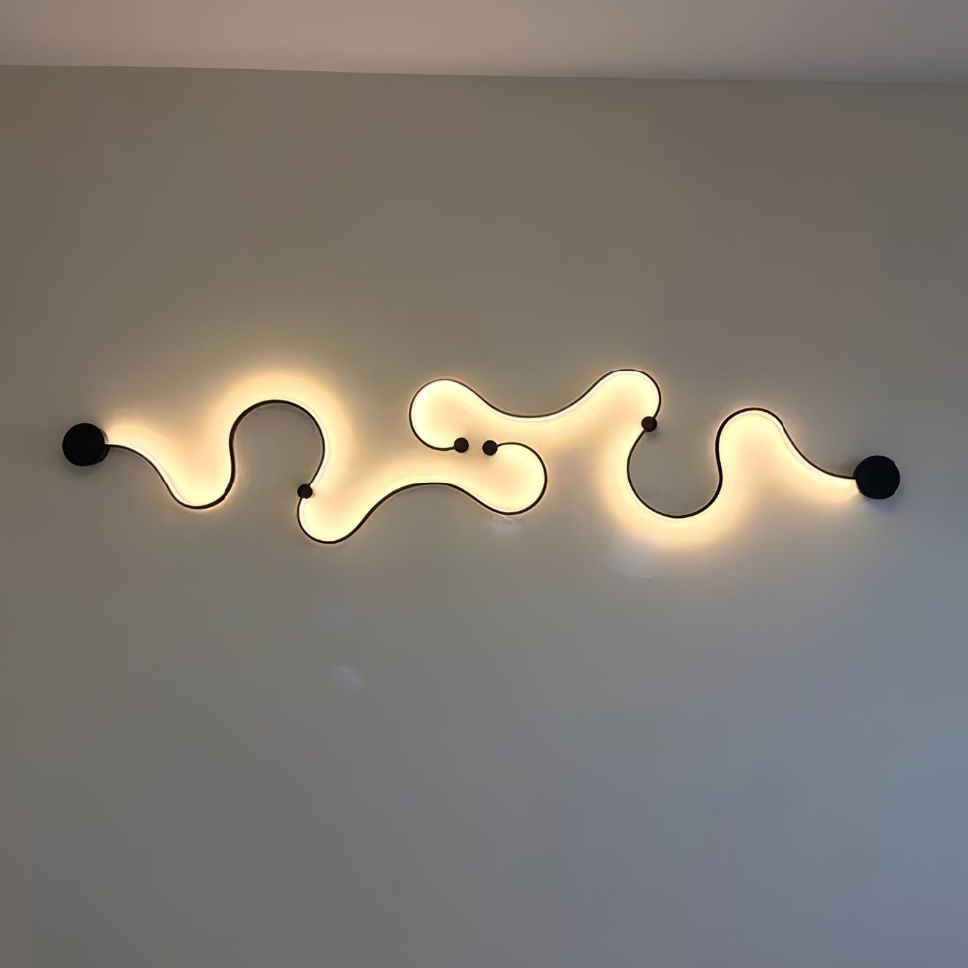 Snake Wall Lamp - Lumpaz
