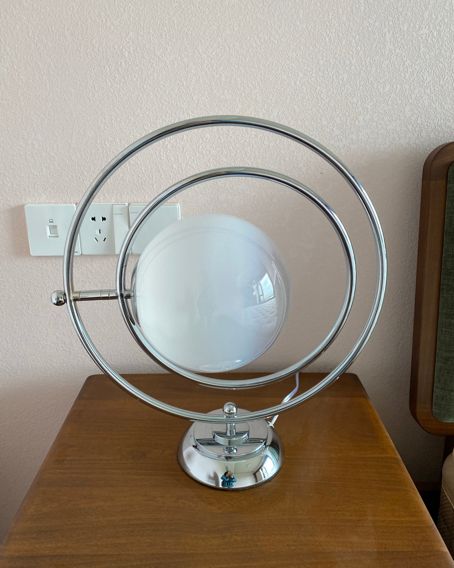 Planet Table Lamp - Lumpaz