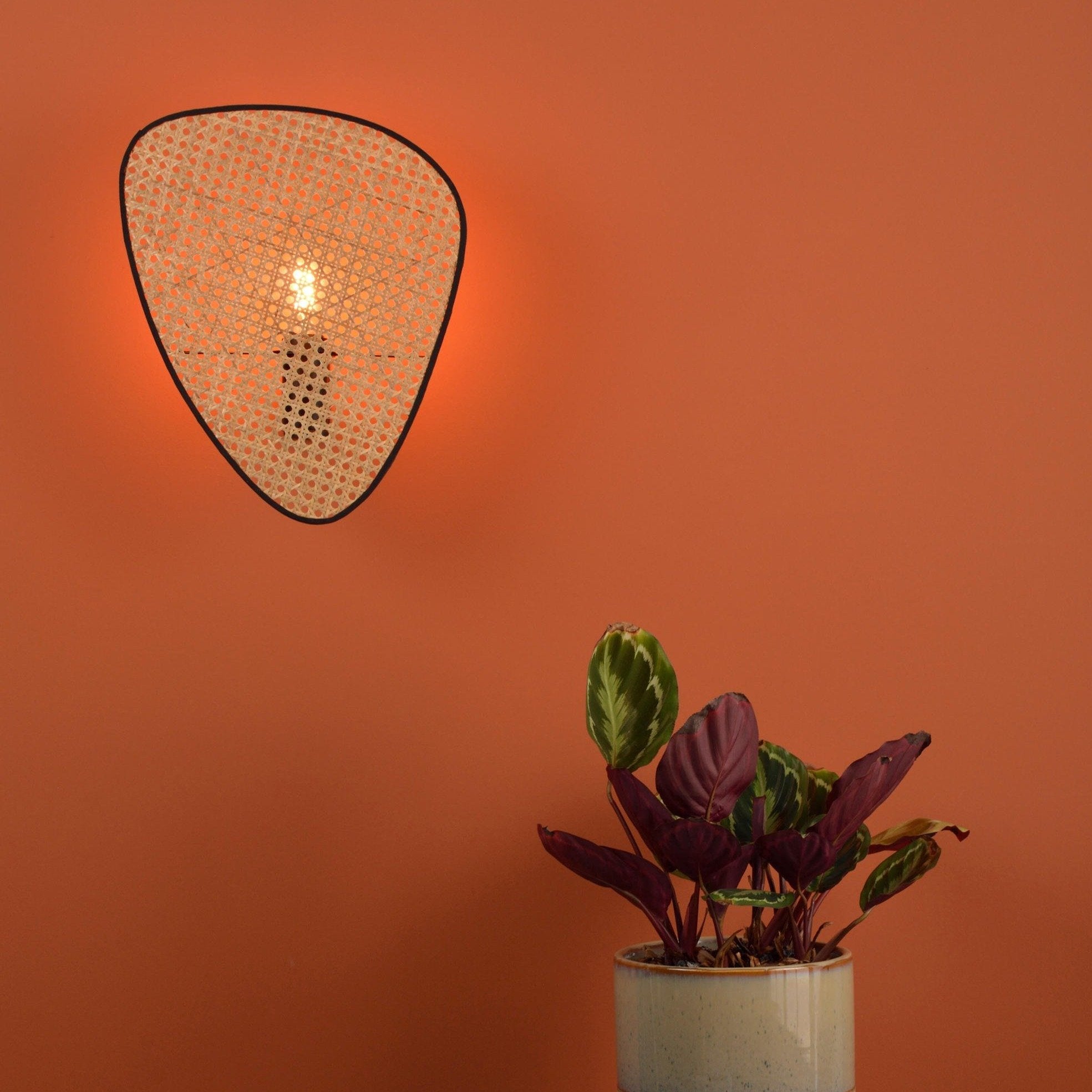 Screen Cannage Wall Lamp - Lumpaz