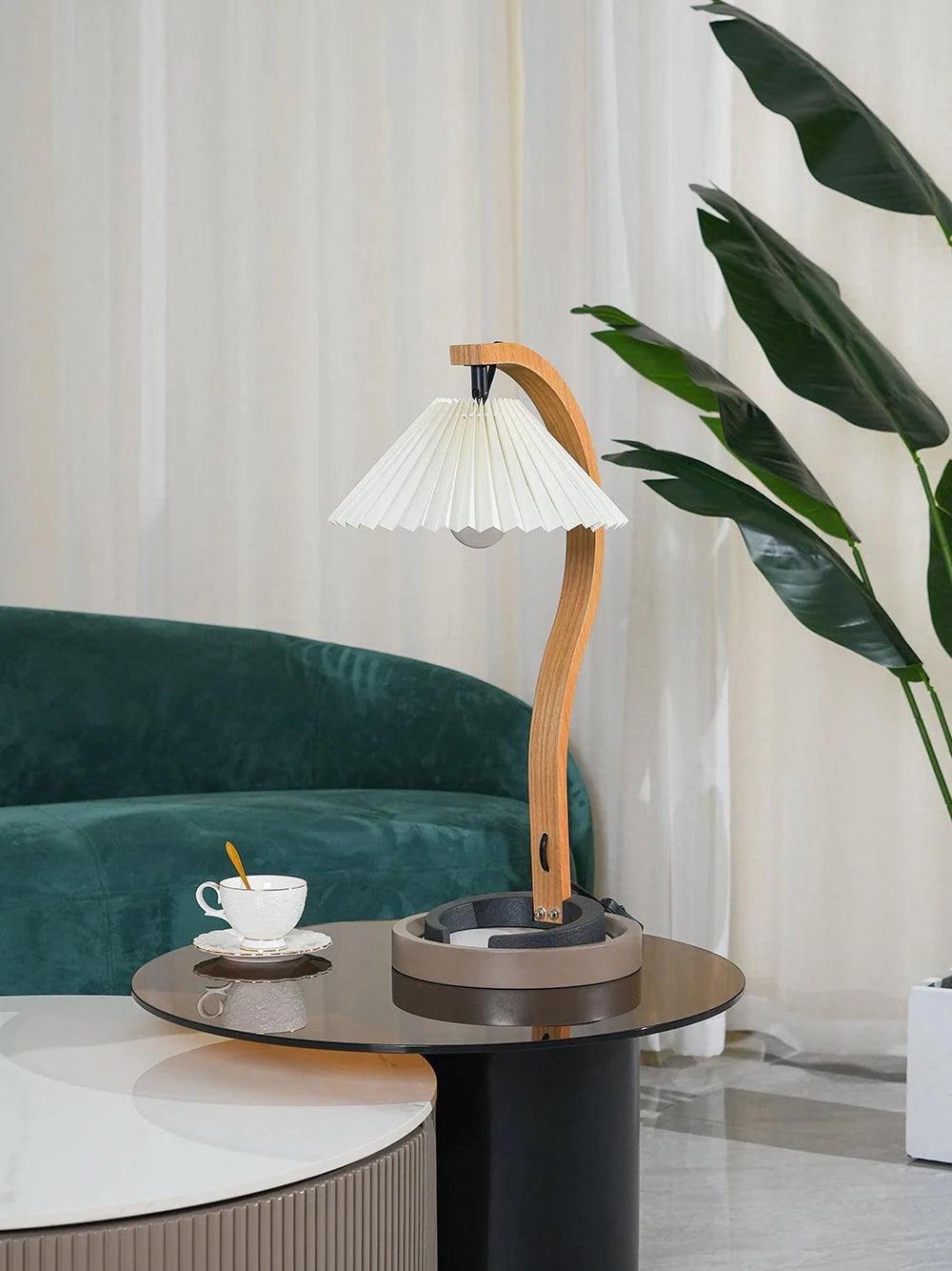 Caprani Wooden Table Lamp - Lumpaz