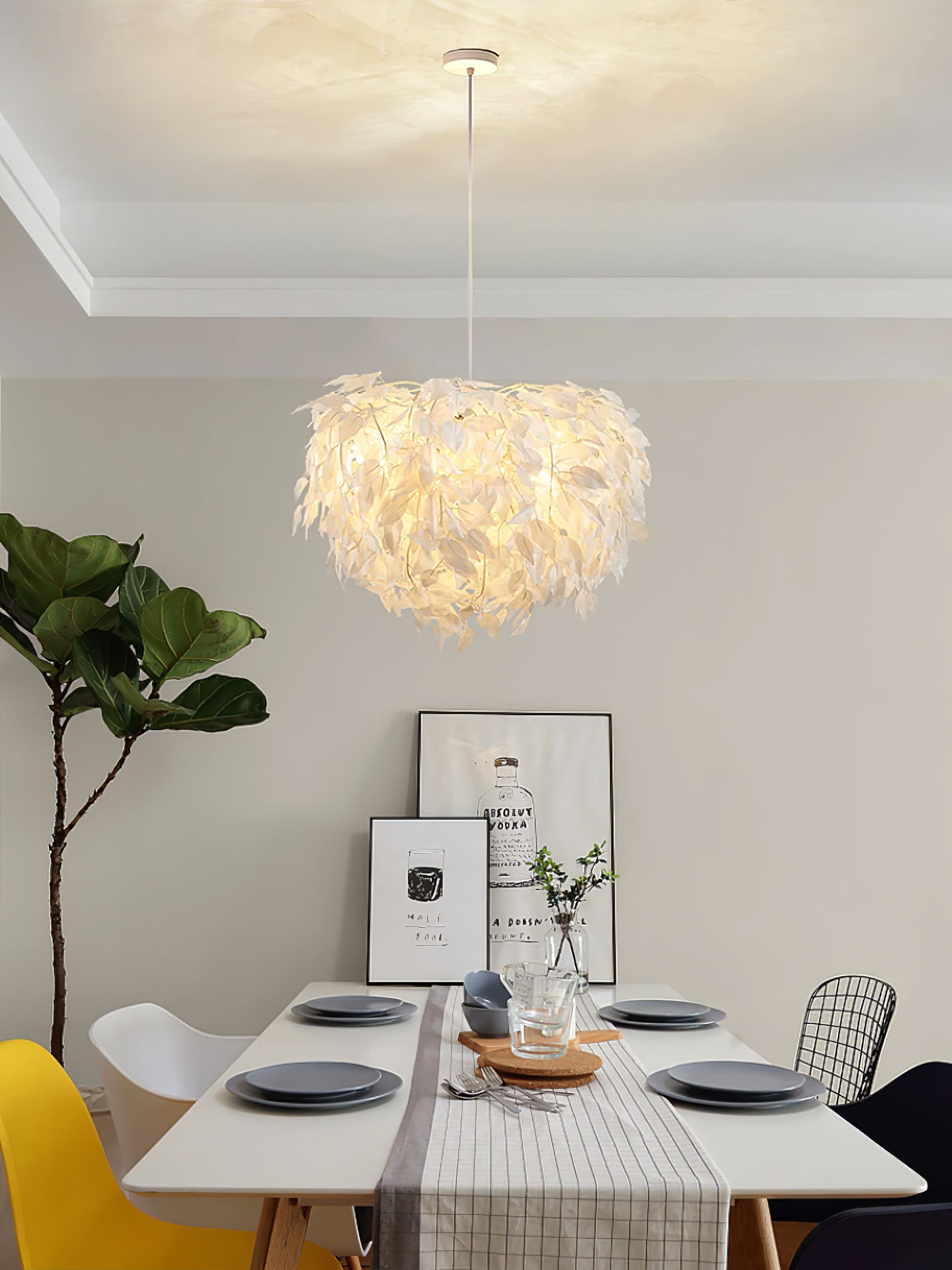 Plastic Leaves Pendant Lamp - Lumpaz