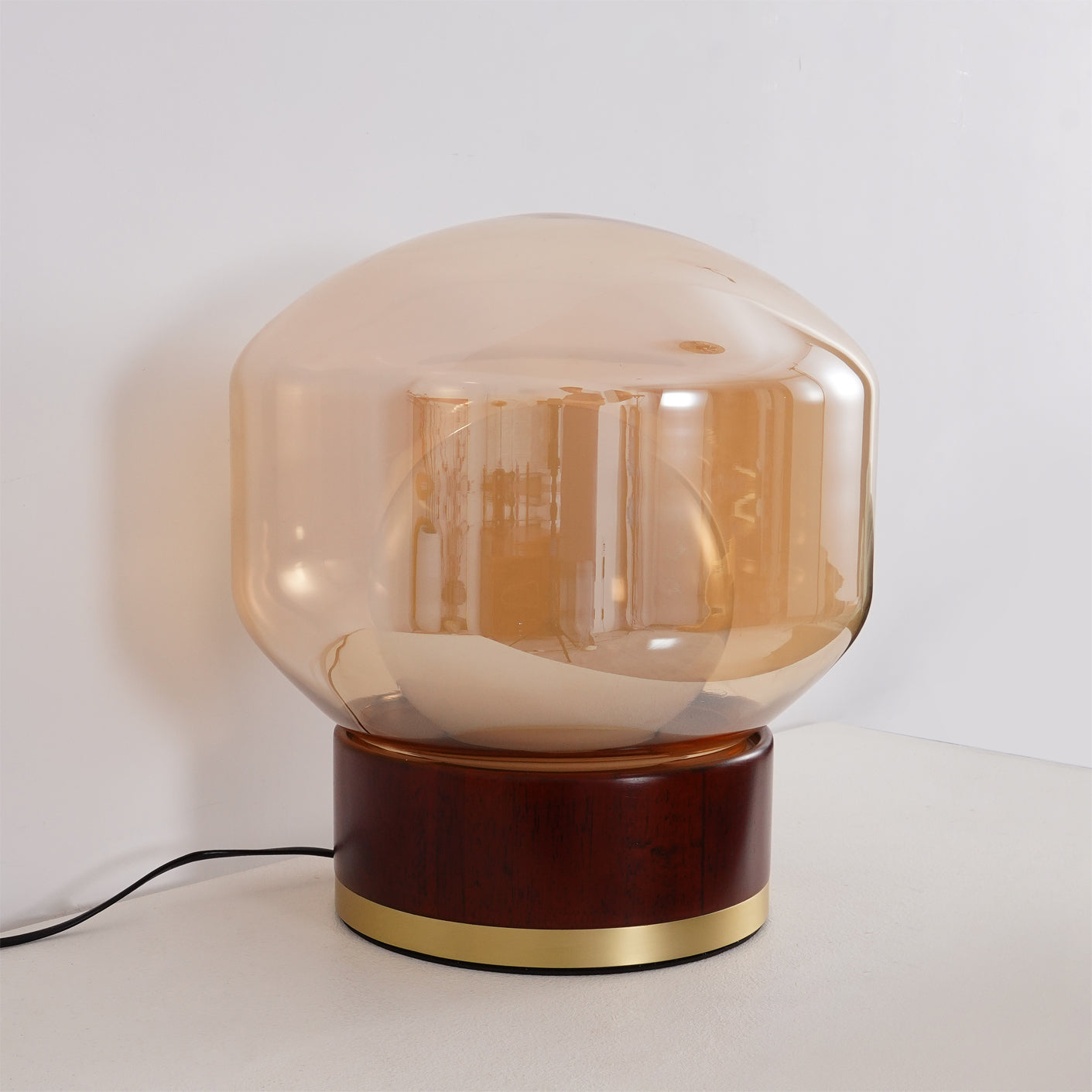 Boule Table Lamp - Lumpaz