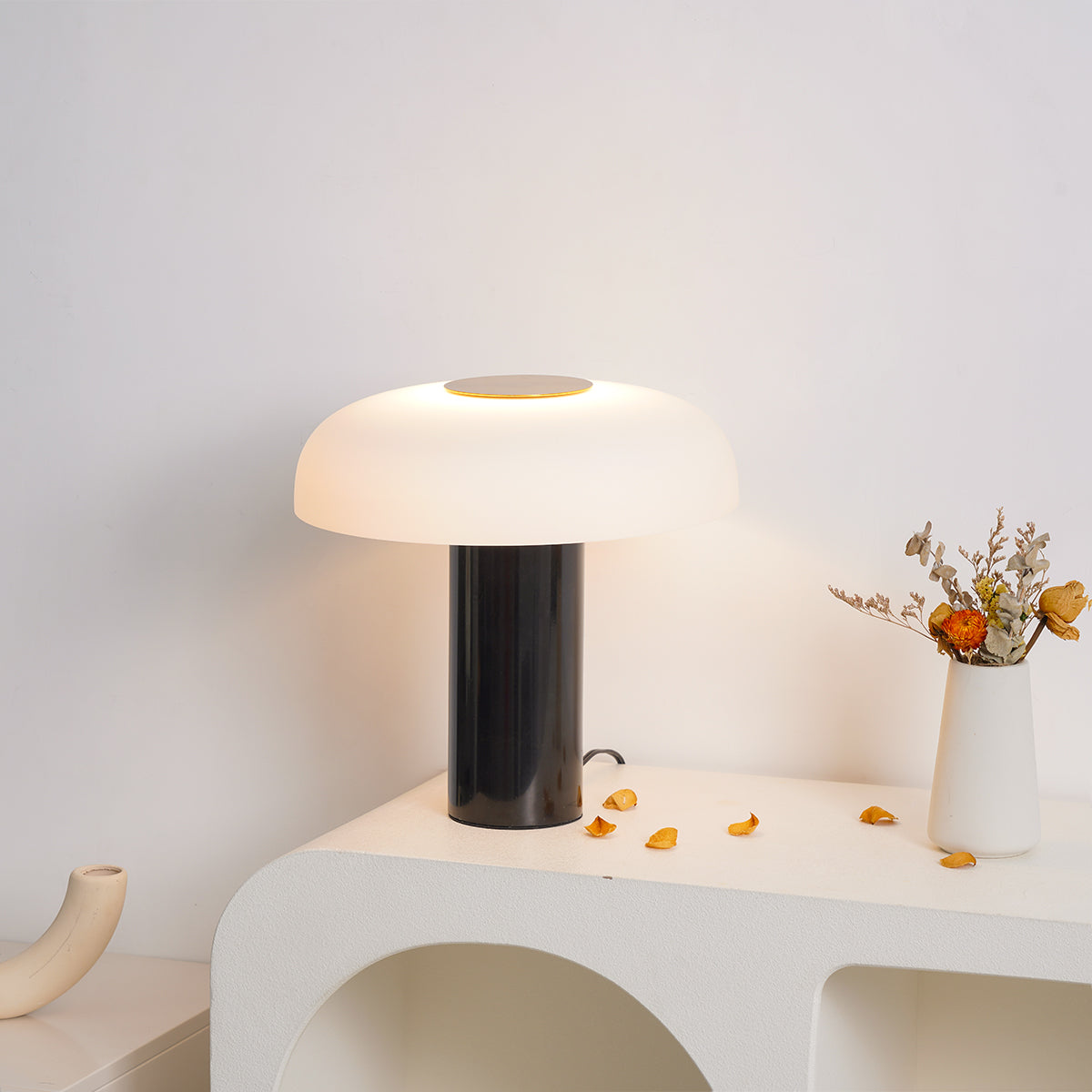 Tropico Media Table Lamp - Lumpaz
