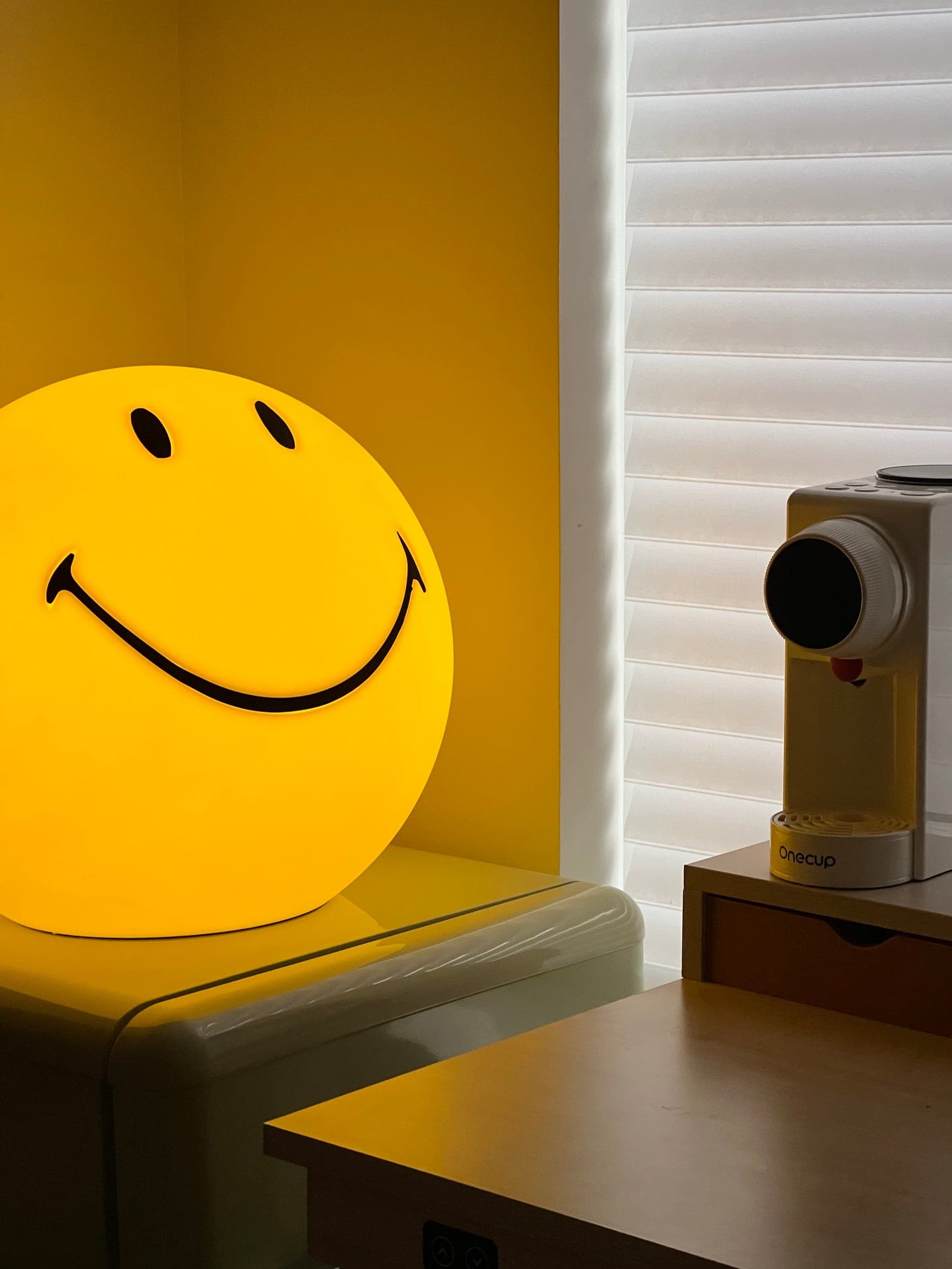 Mr Maria Smiley Table Lamp - Lumpaz