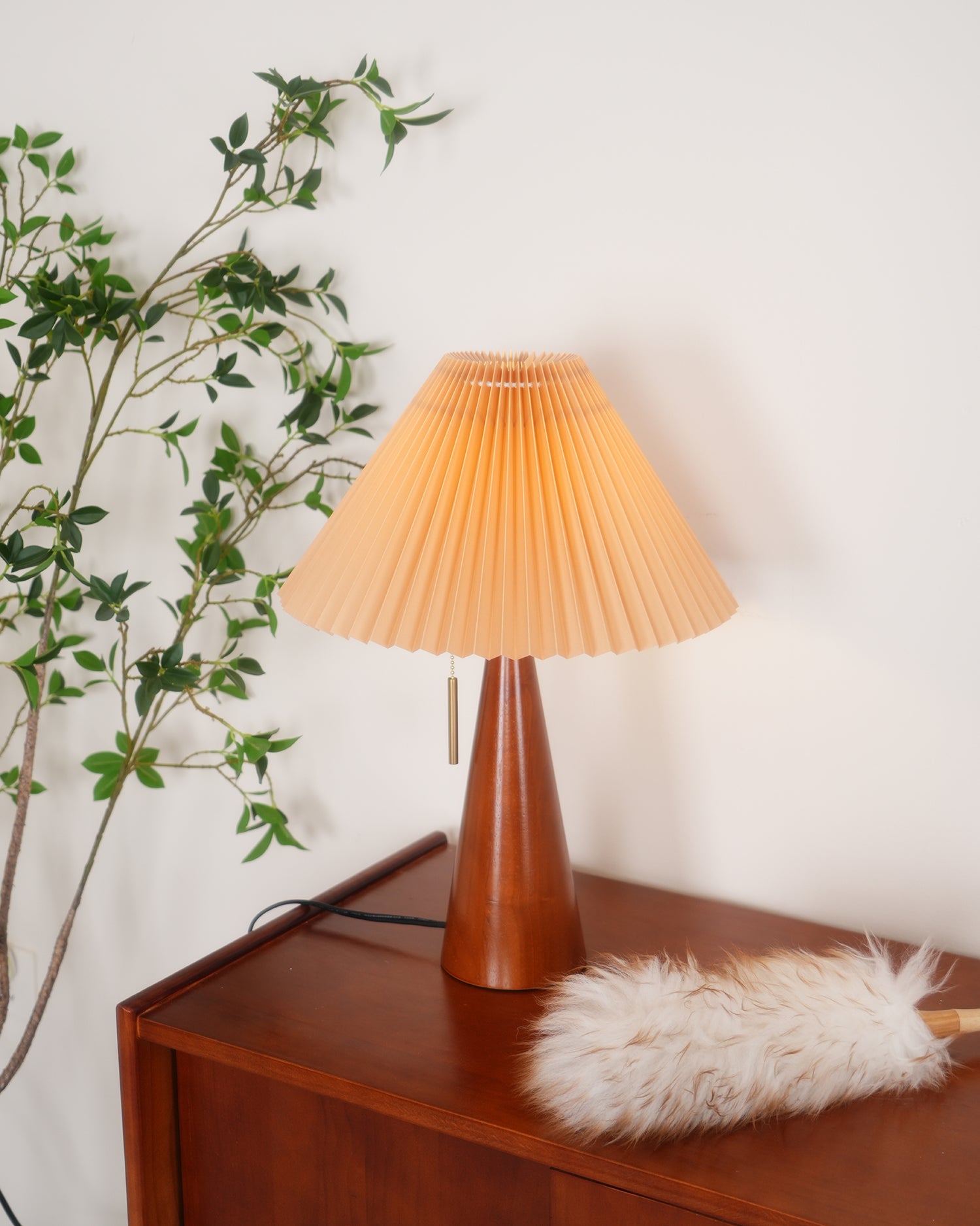 Stringer Table Lamp - Lumpaz