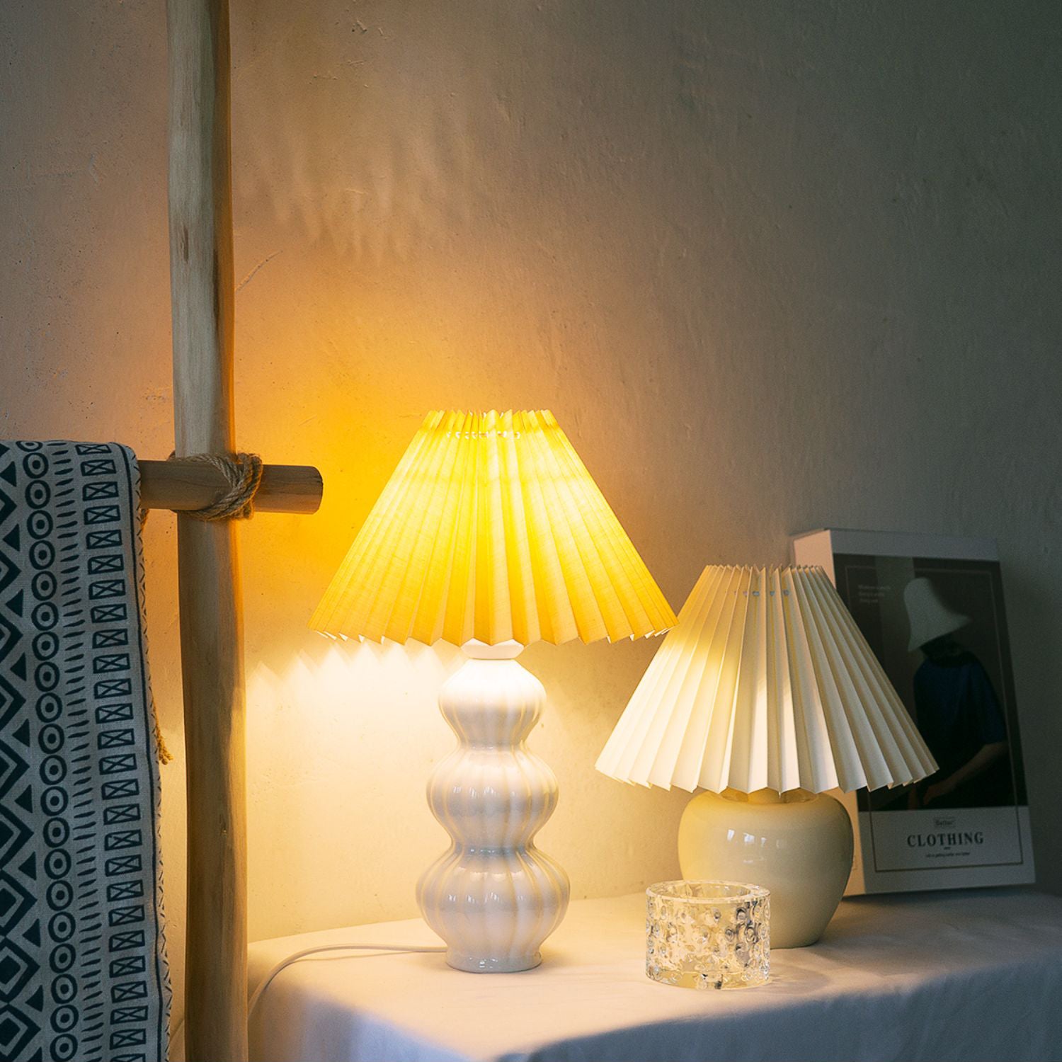Luna Pleated Table Lamp - Lumpaz