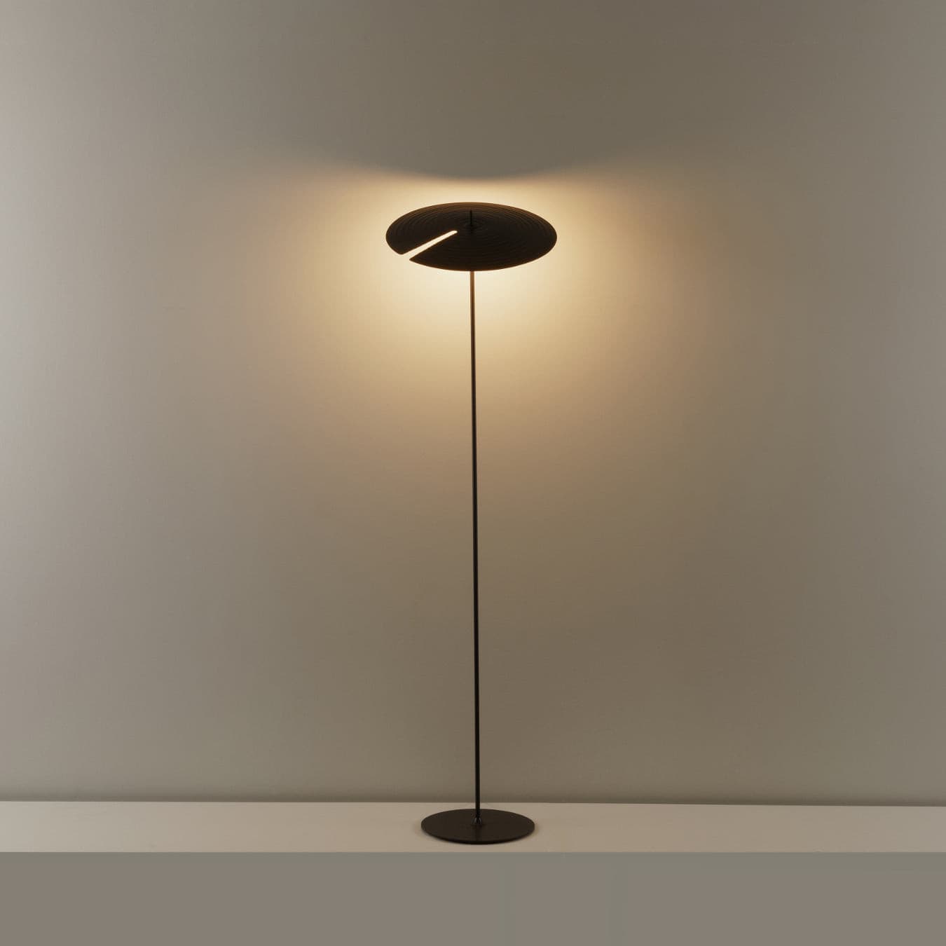 Symphony 6950 Floor Lamp - Lumpaz