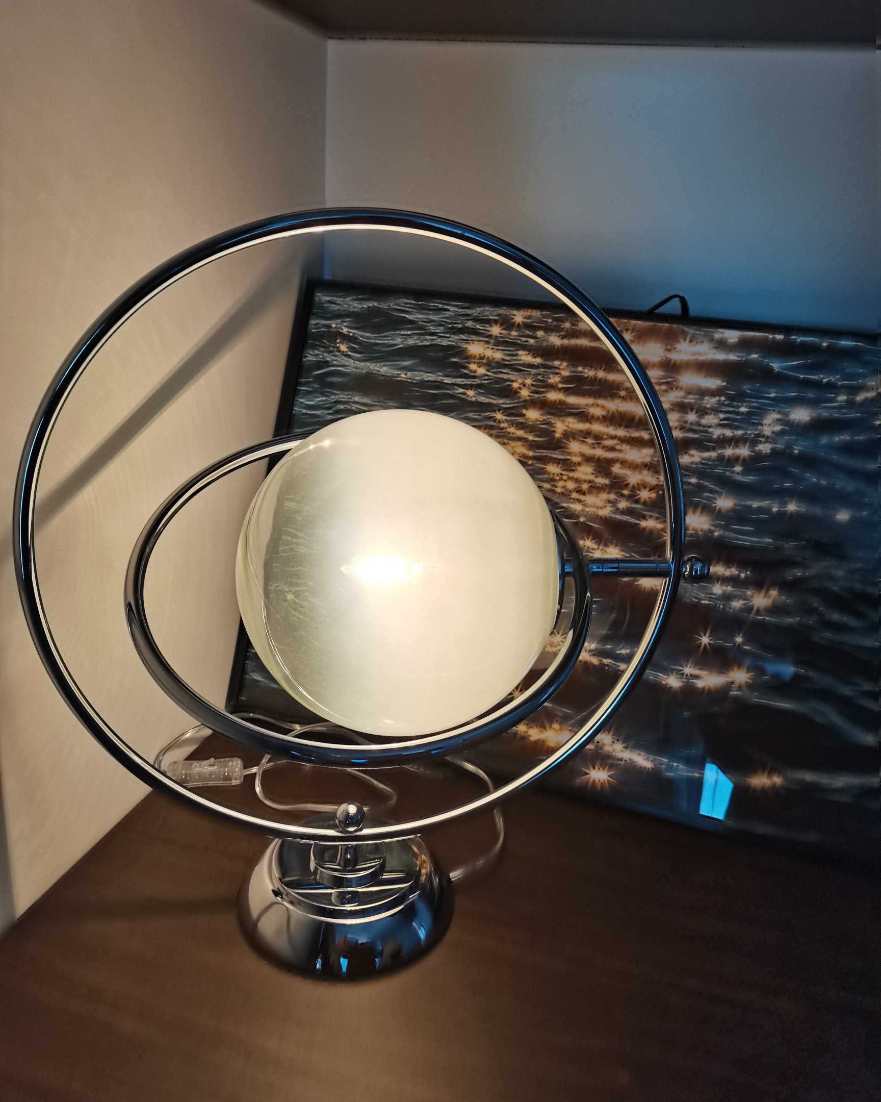 Planet Table Lamp - Lumpaz