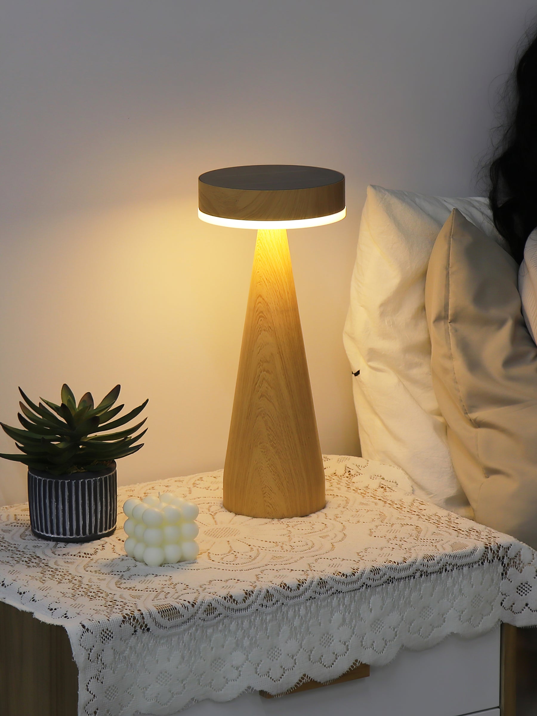 Lighthouse Built-in Battery Table Lamp - Lumpaz