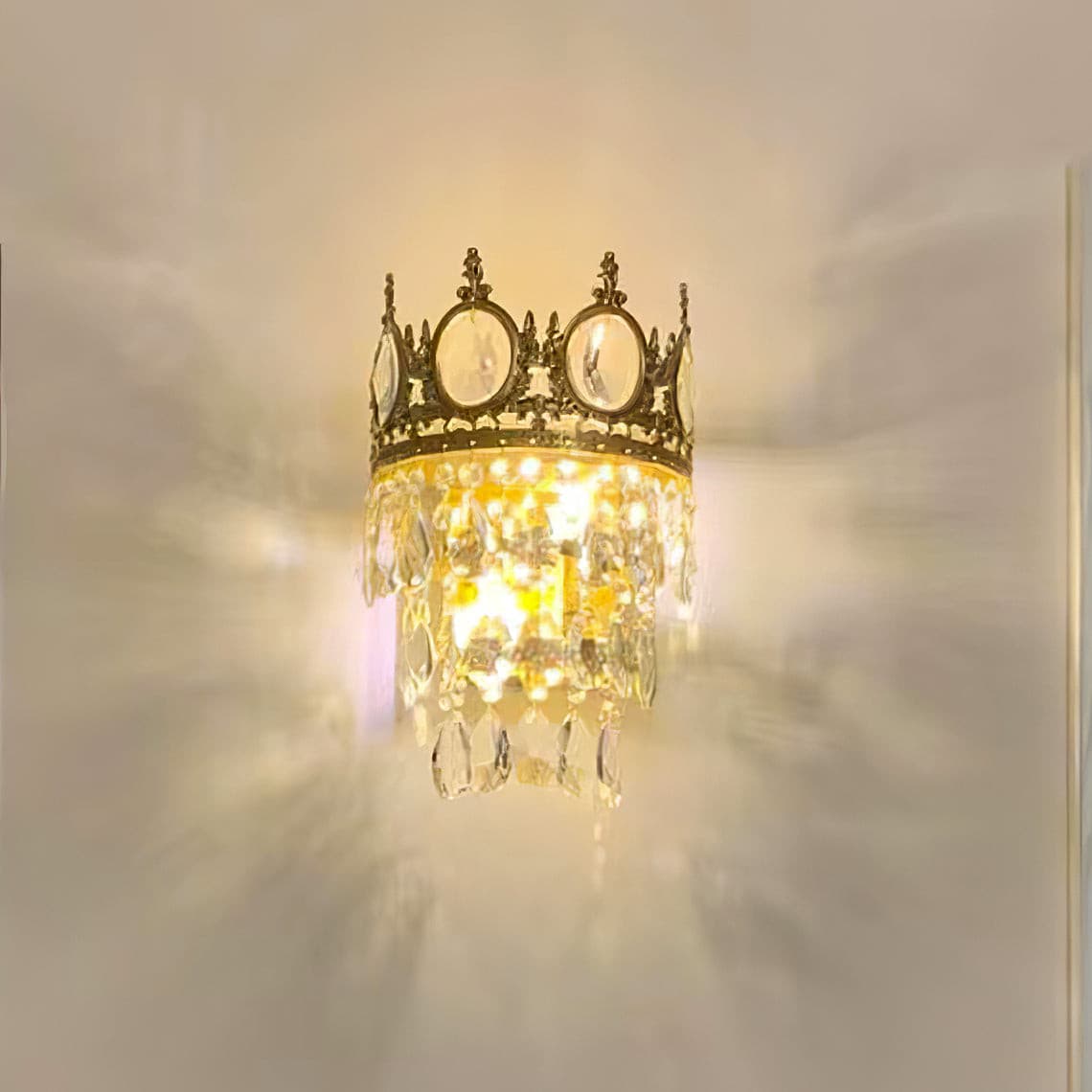 Vintage Crystal Wall Lamp - Lumpaz