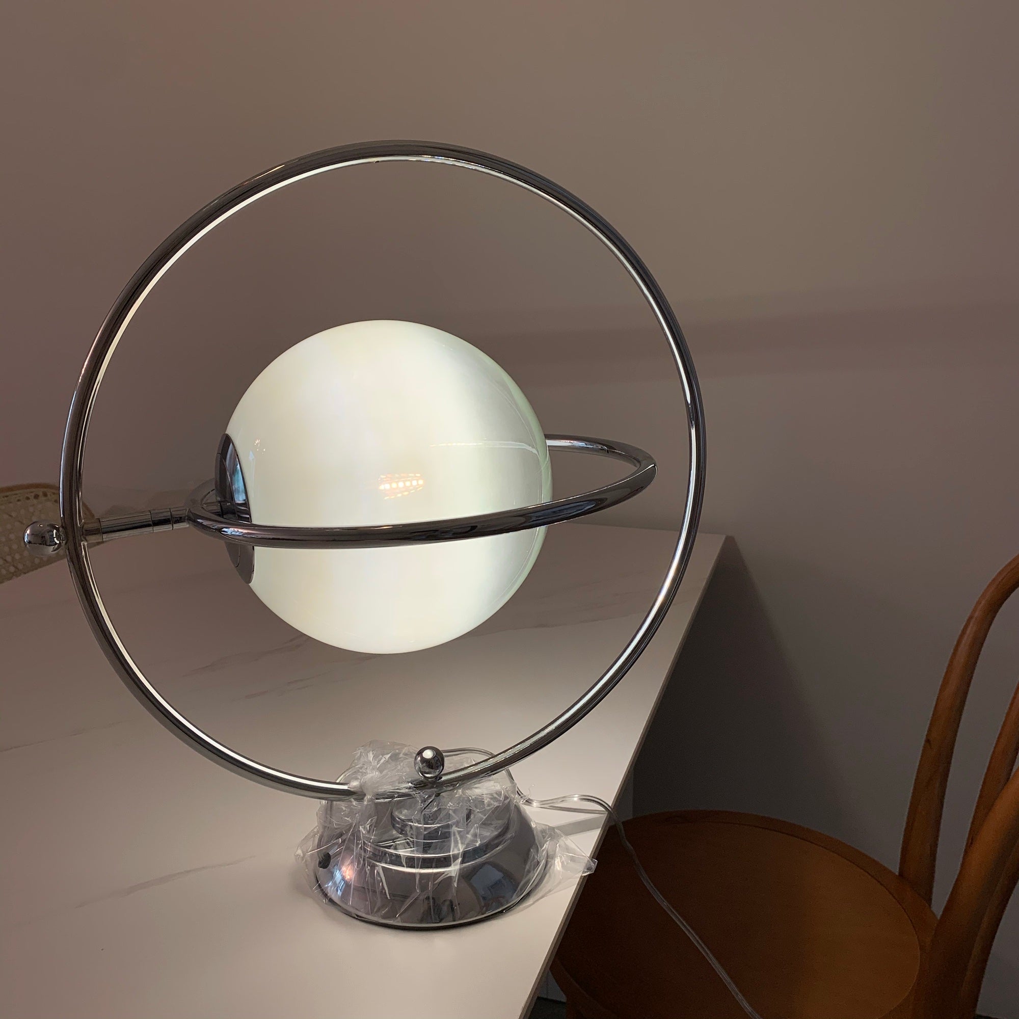 Planet Table Lamp - Lumpaz