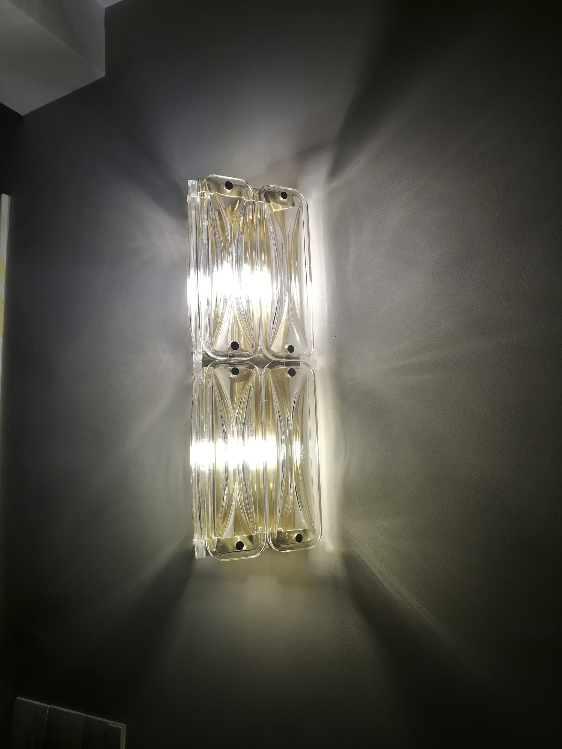Triangular Glass Wall Light - Lumpaz