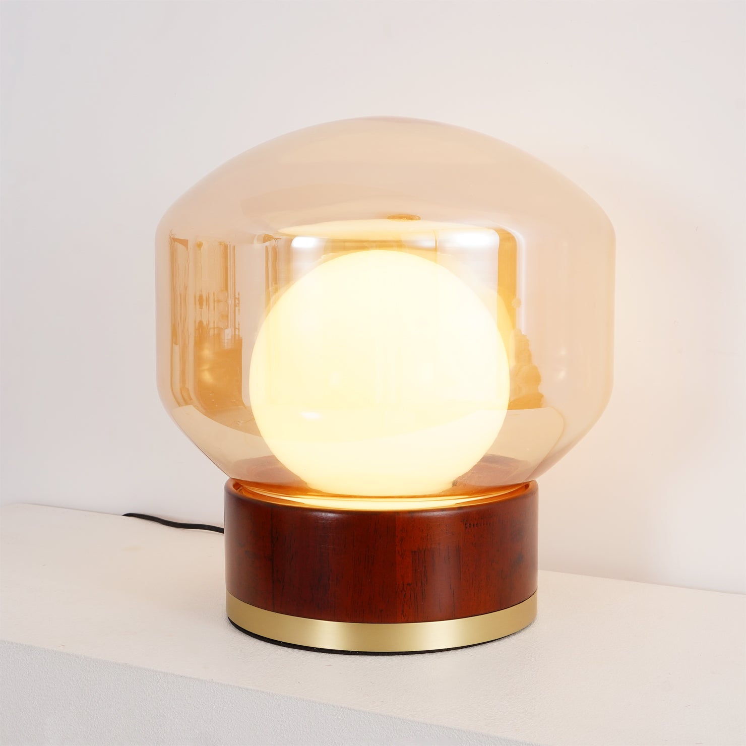 Boule Table Lamp - Lumpaz