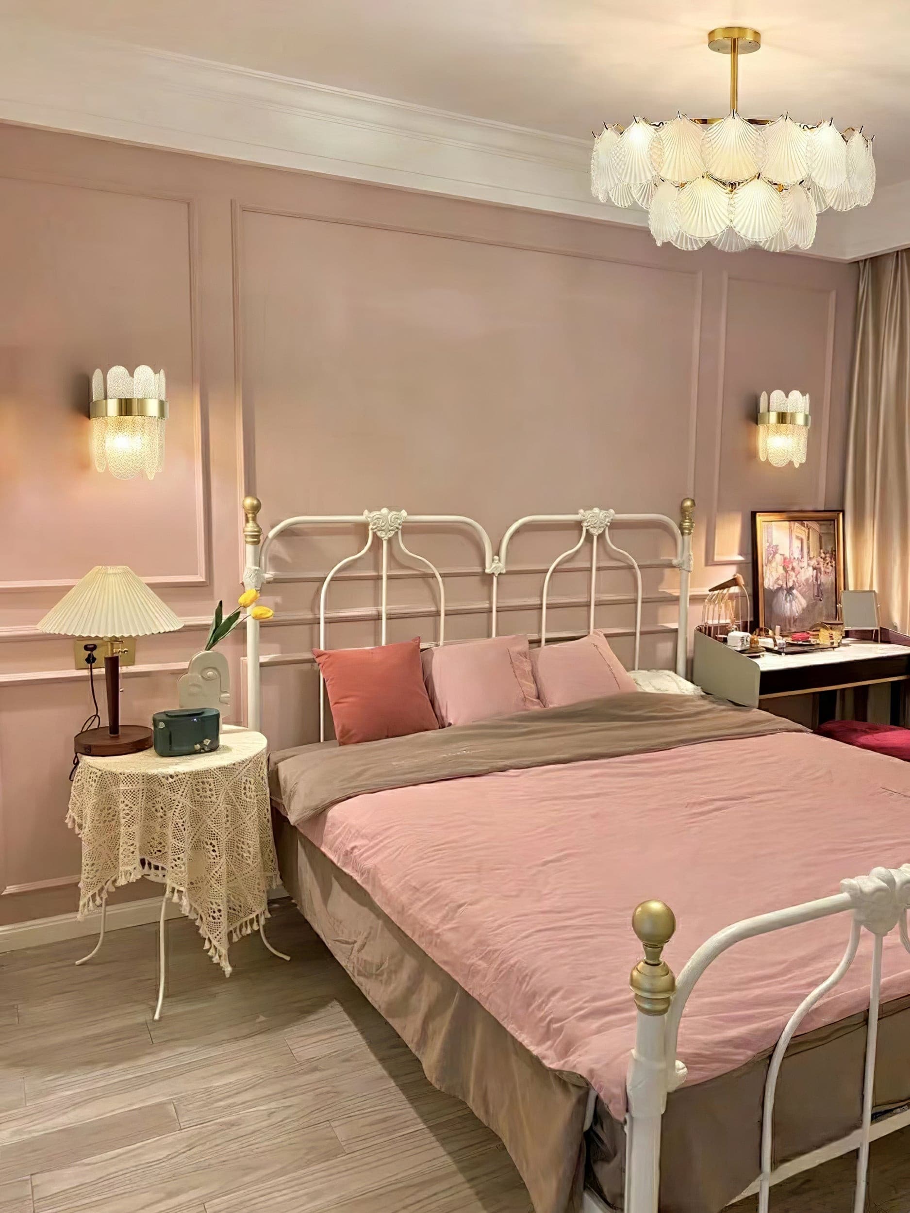 Shell Glass Chandelier - Lumpaz