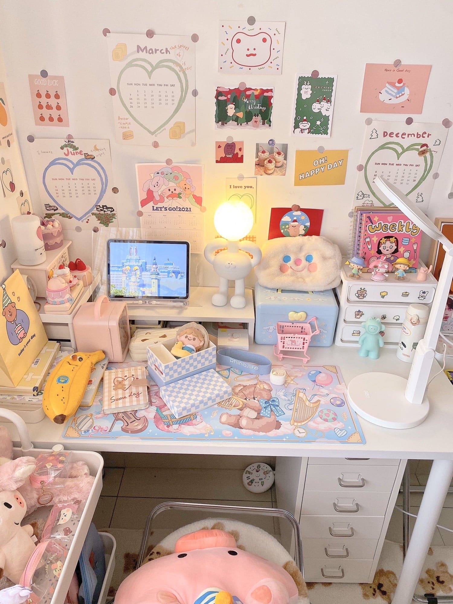 Resin Robot Table Lamp - Lumpaz