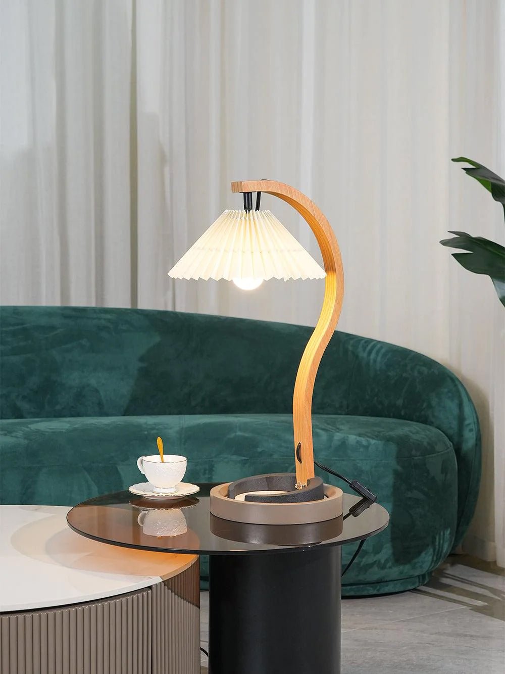 Caprani Wooden Table Lamp - Lumpaz