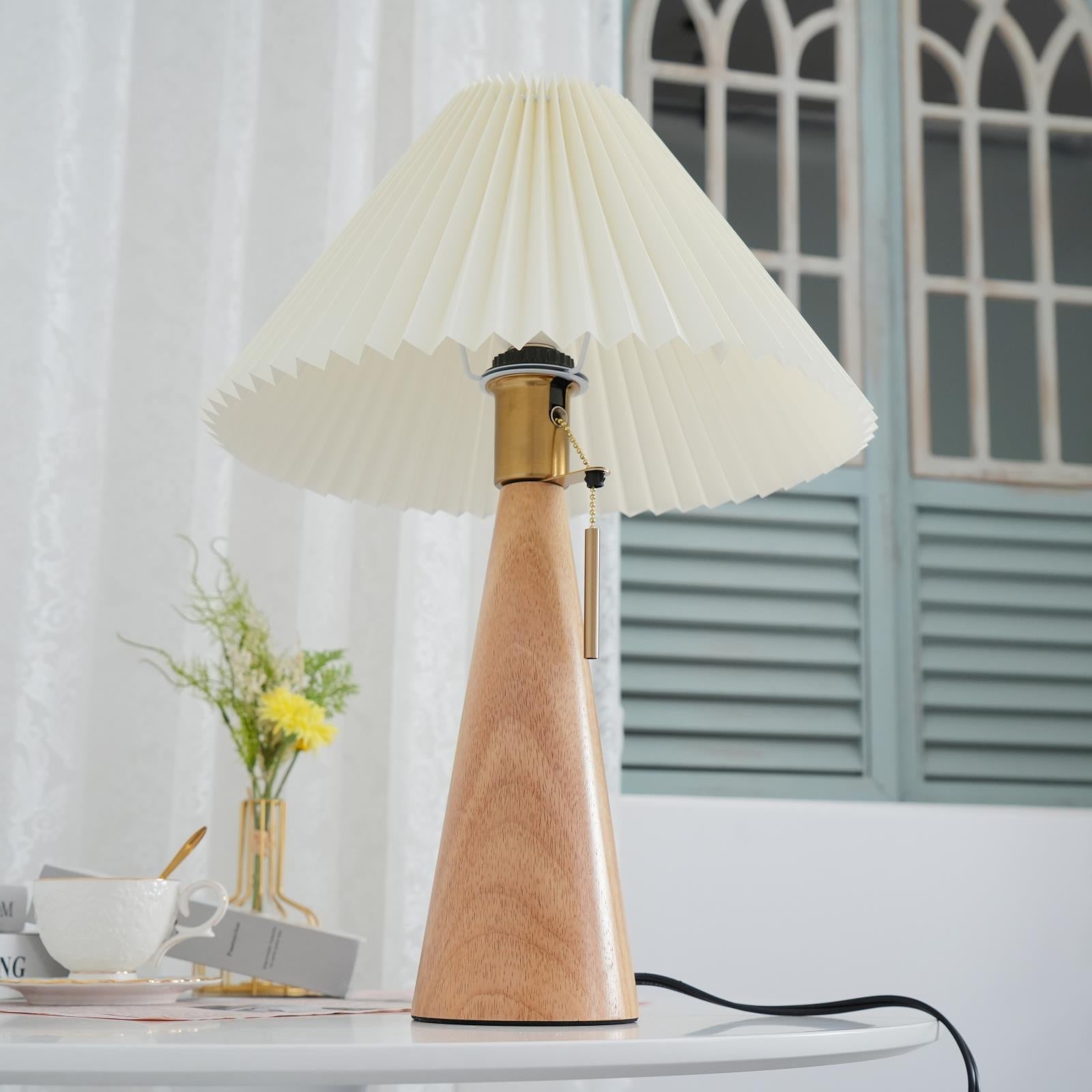 Stringer Table Lamp - Lumpaz